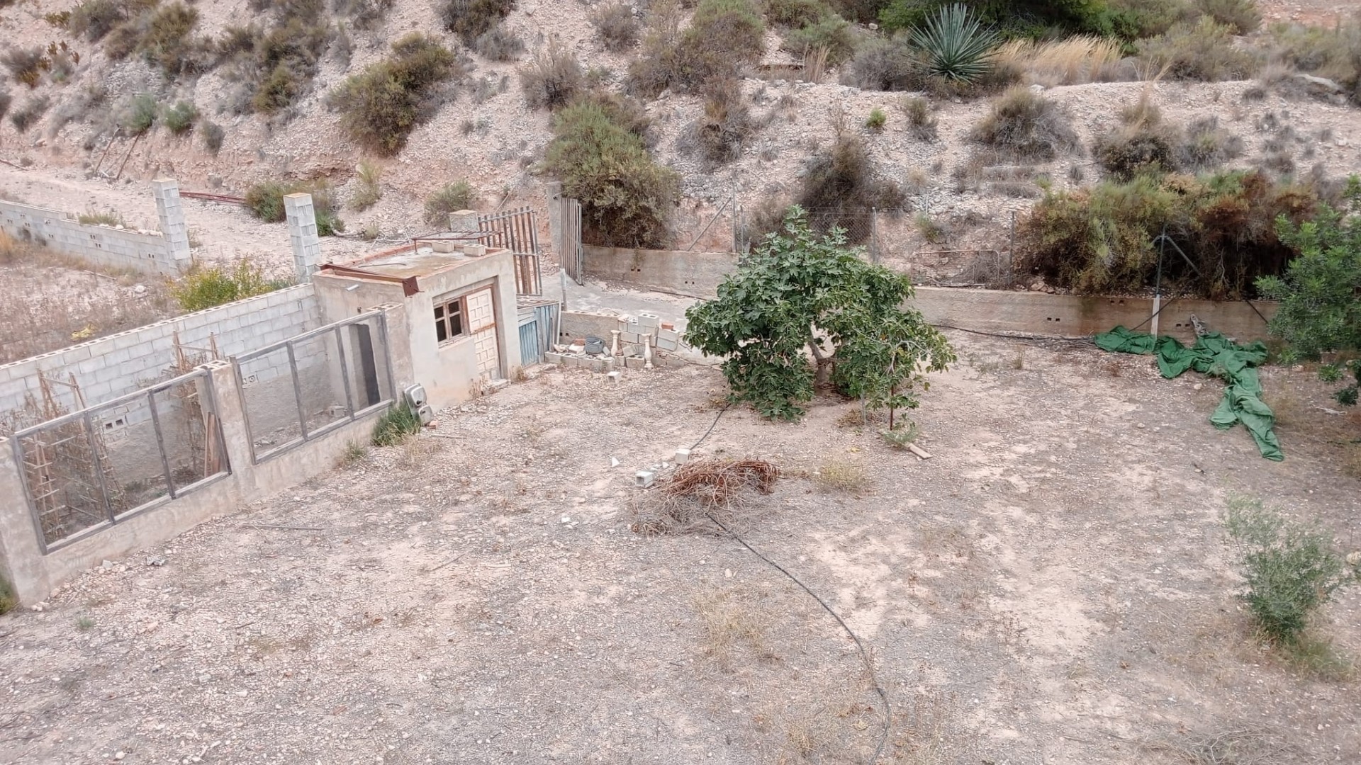 Herverkoop - Finca Landelijk pand -
Crevillente