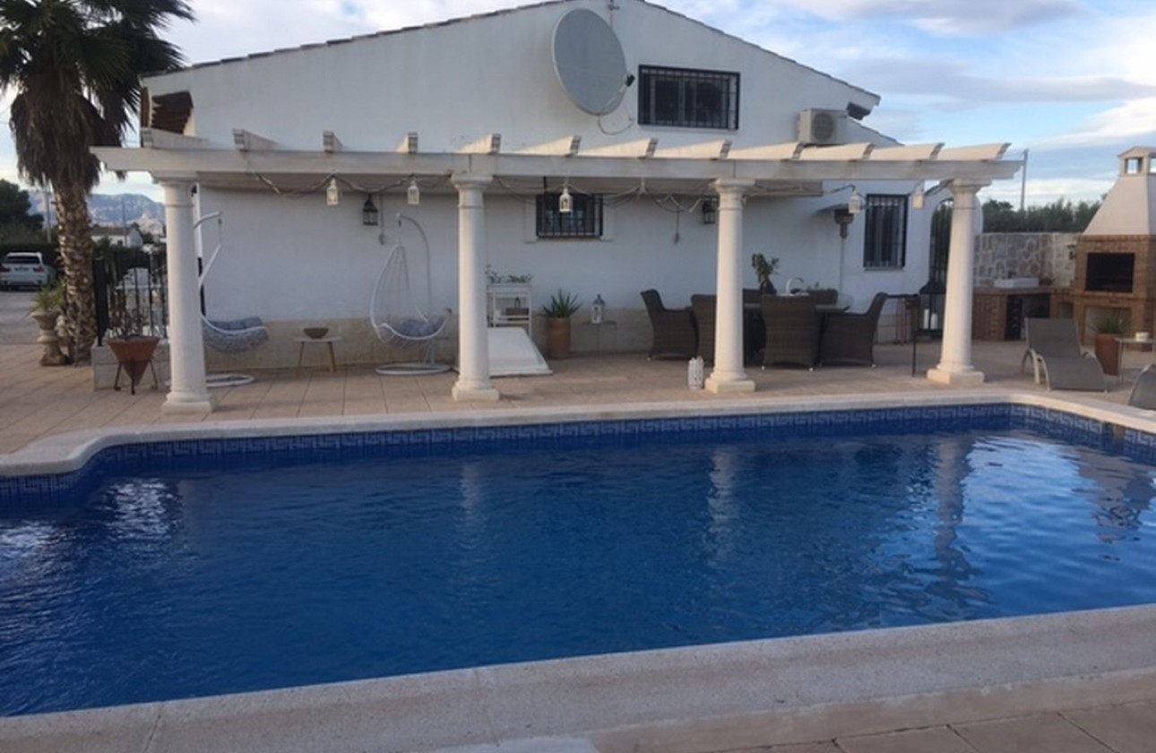 Herverkoop - Finca Landelijk pand -
Dolores