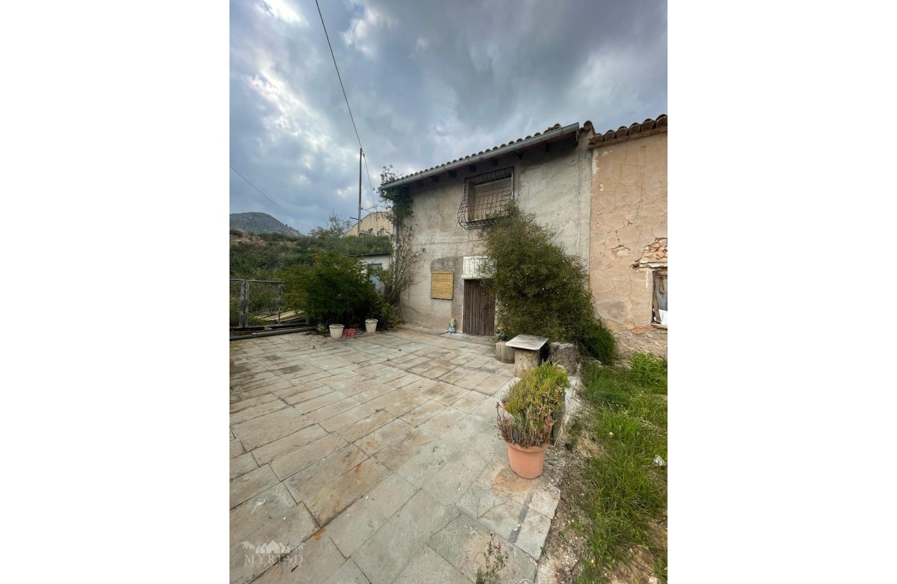 Herverkoop - Finca Landelijk pand -
El Cantón