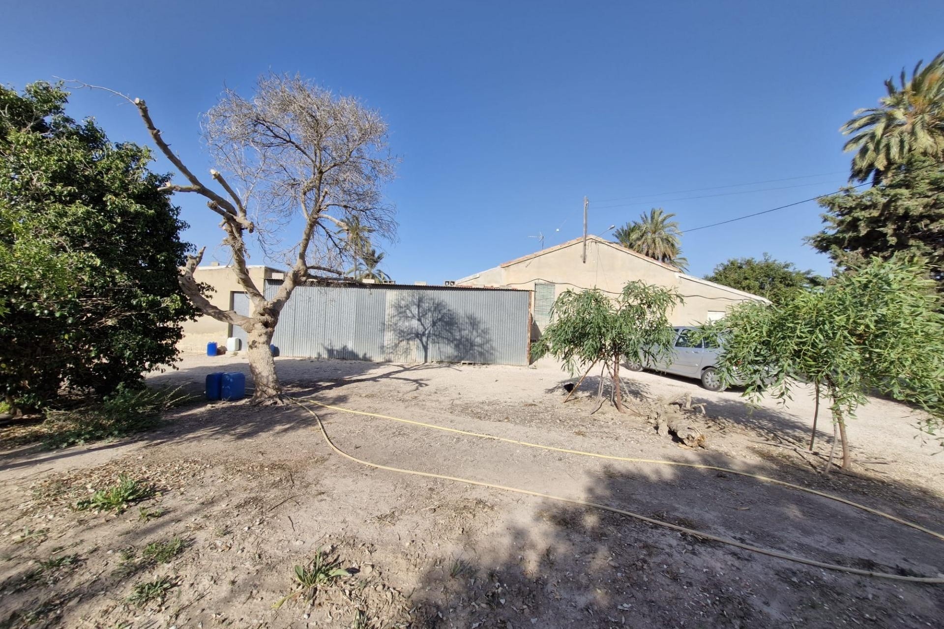 Herverkoop - Finca Landelijk pand -
Elche