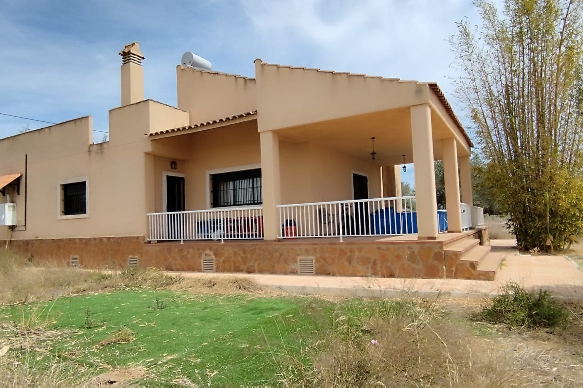 Herverkoop - Finca Landelijk pand -
Elche