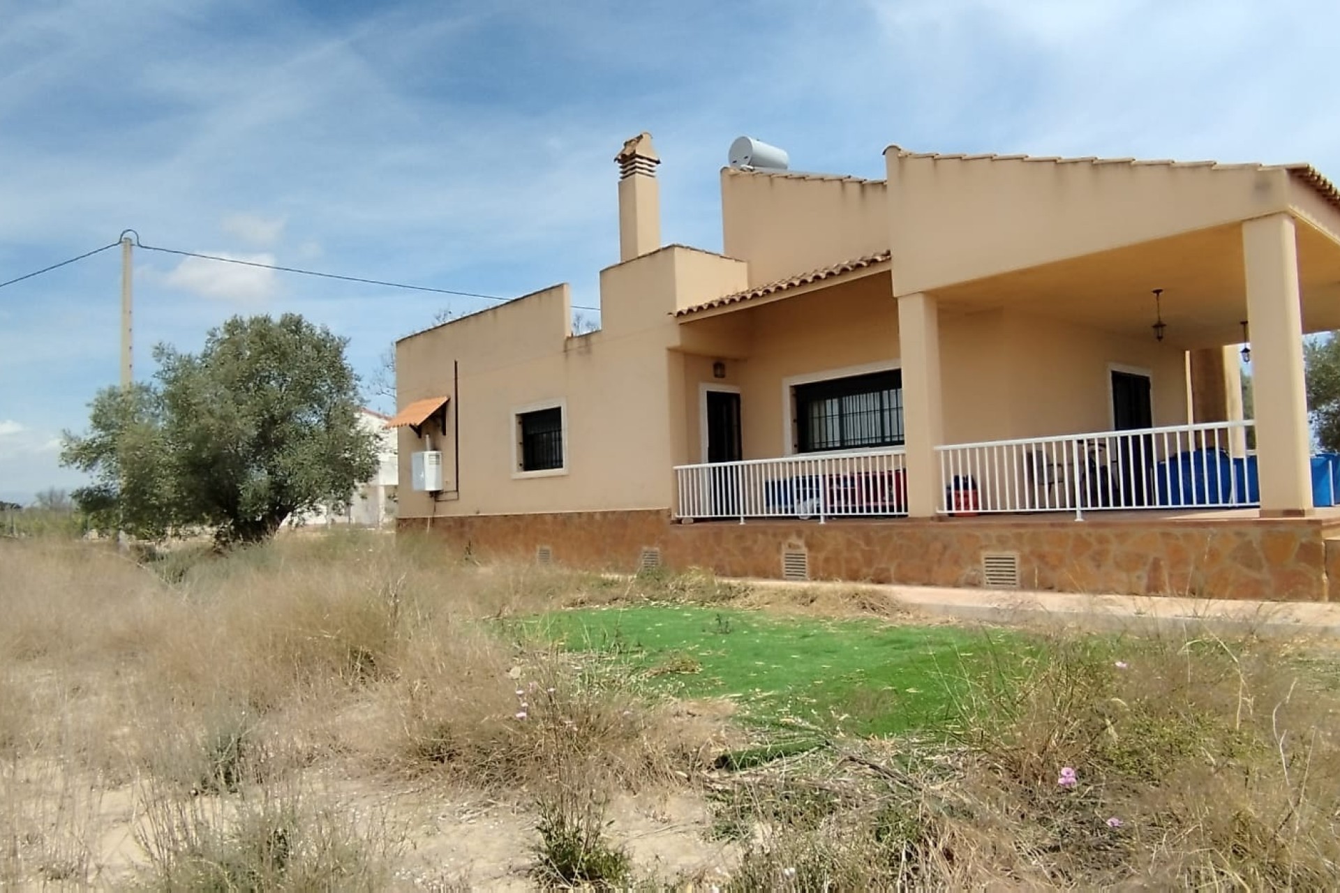 Herverkoop - Finca Landelijk pand -
Elche