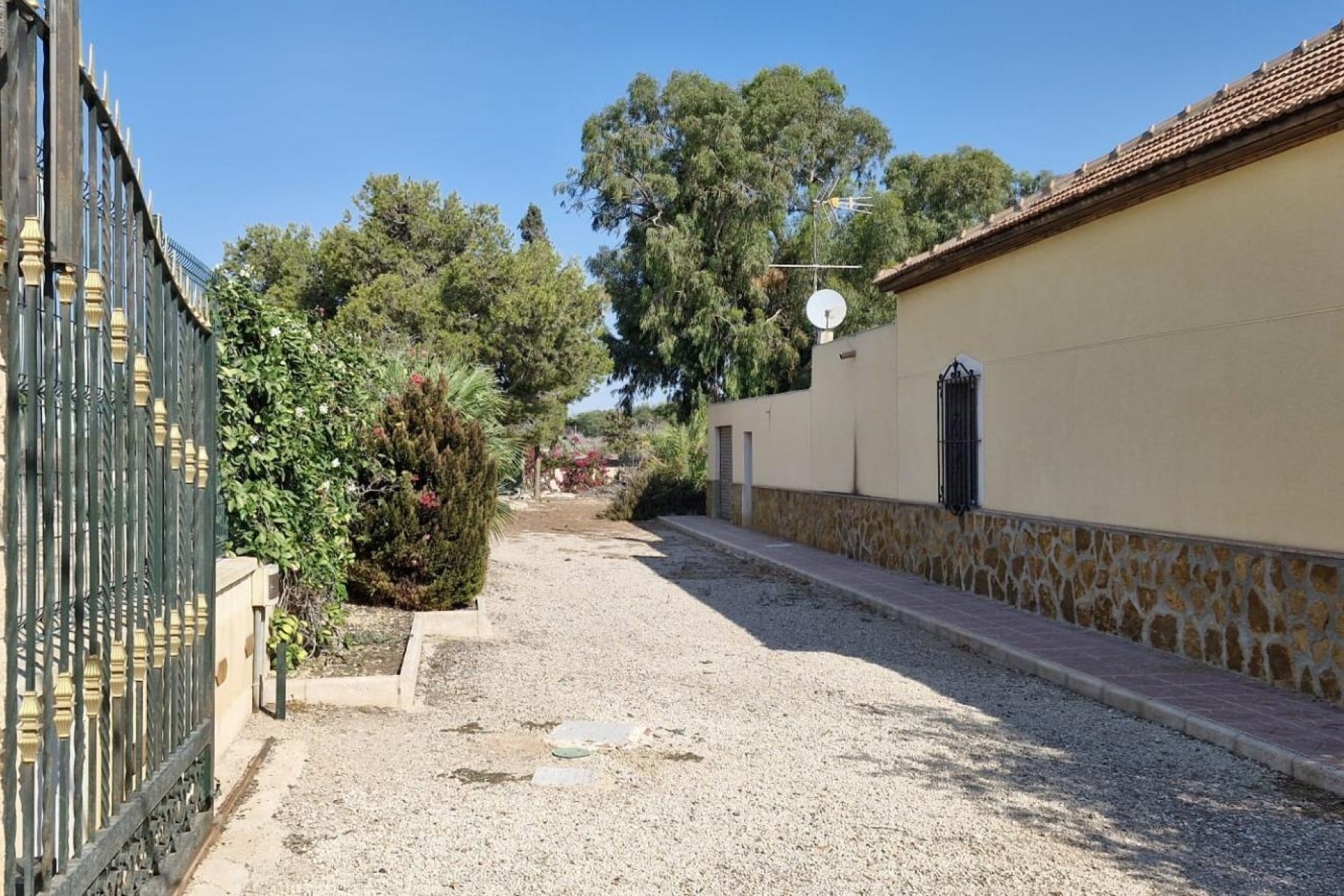 Herverkoop - Finca Landelijk pand -
Elche