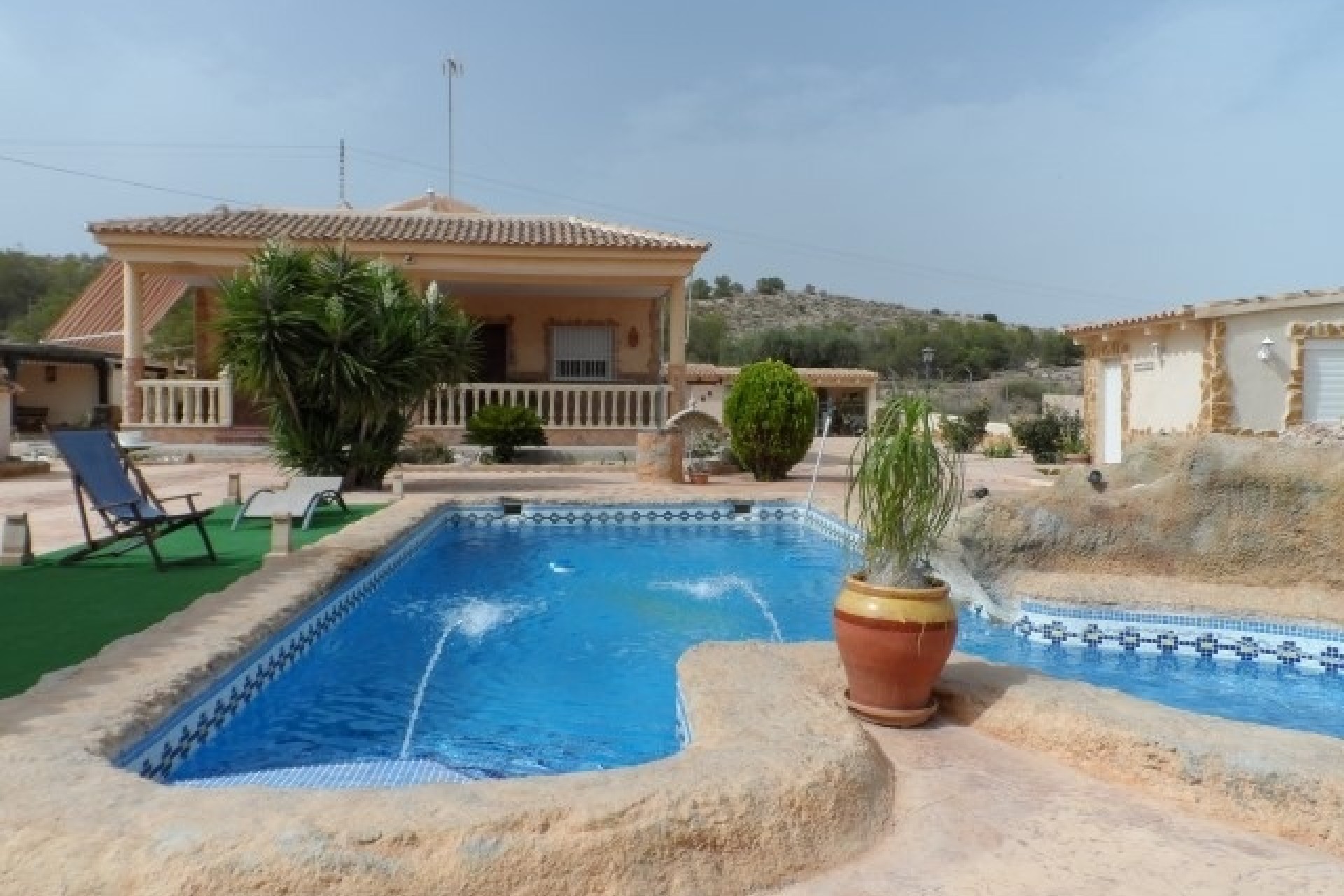 Herverkoop - Finca Landelijk pand -
Elche