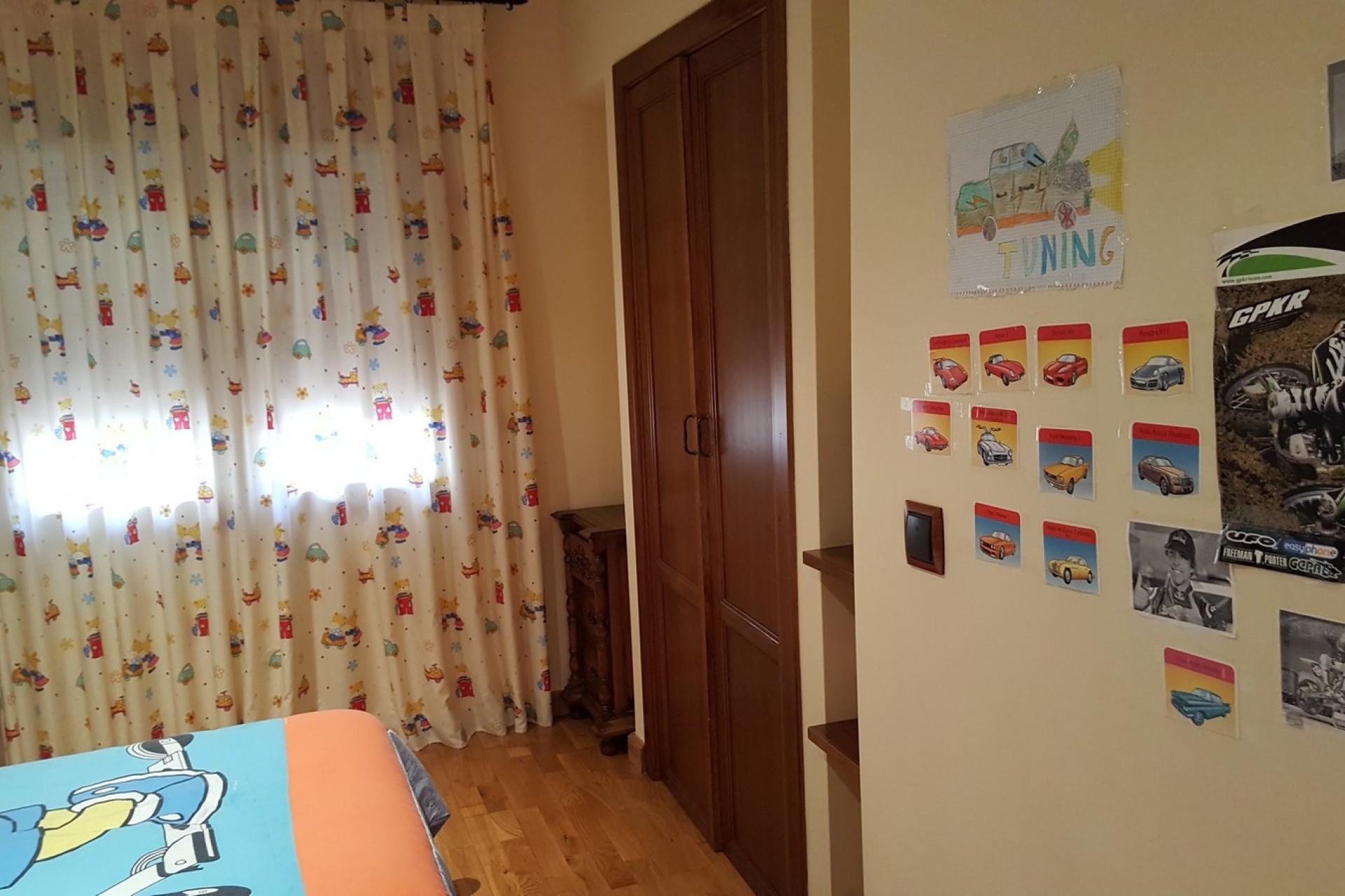 Herverkoop - Finca Landelijk pand -
Elche