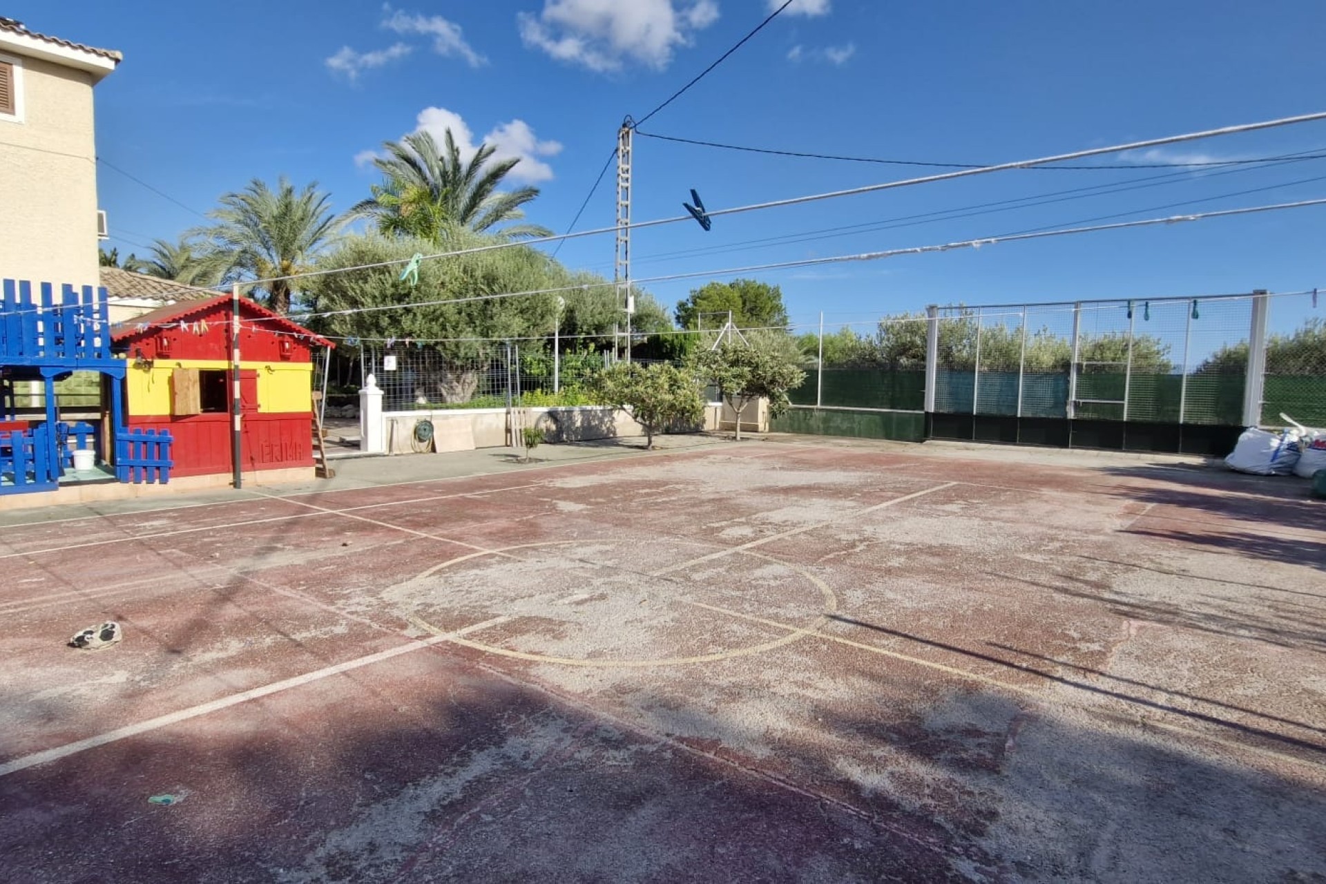 Herverkoop - Finca Landelijk pand -
Elche