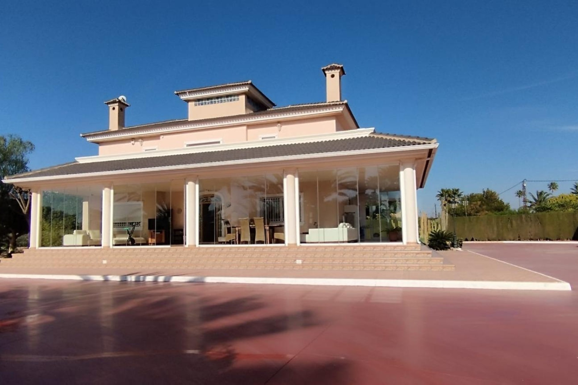 Herverkoop - Finca Landelijk pand -
Elche