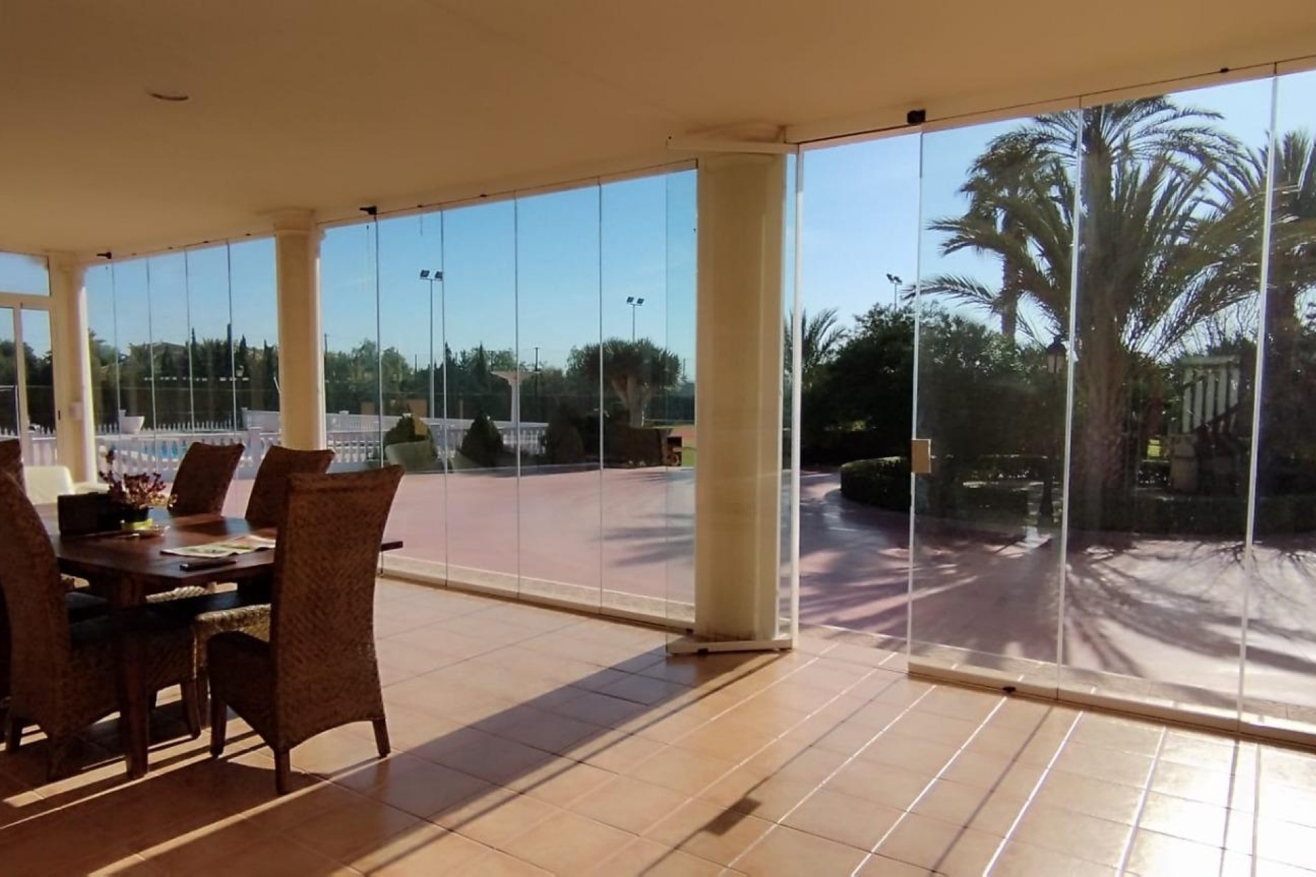 Herverkoop - Finca Landelijk pand -
Elche