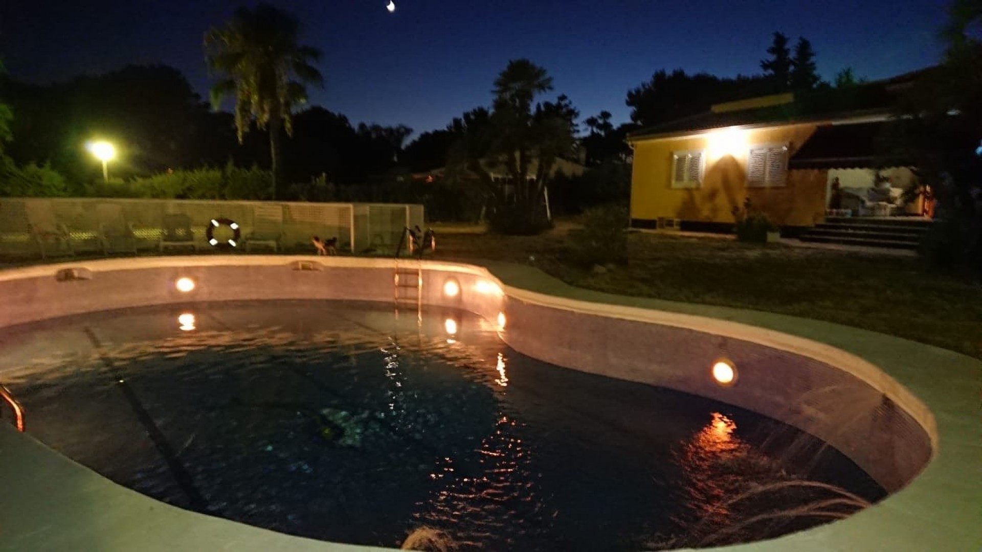 Herverkoop - Finca Landelijk pand -
Elche