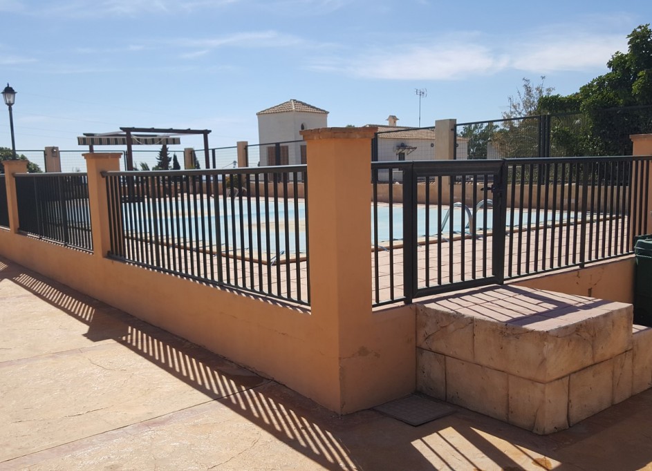 Herverkoop - Finca Landelijk pand -
Elche