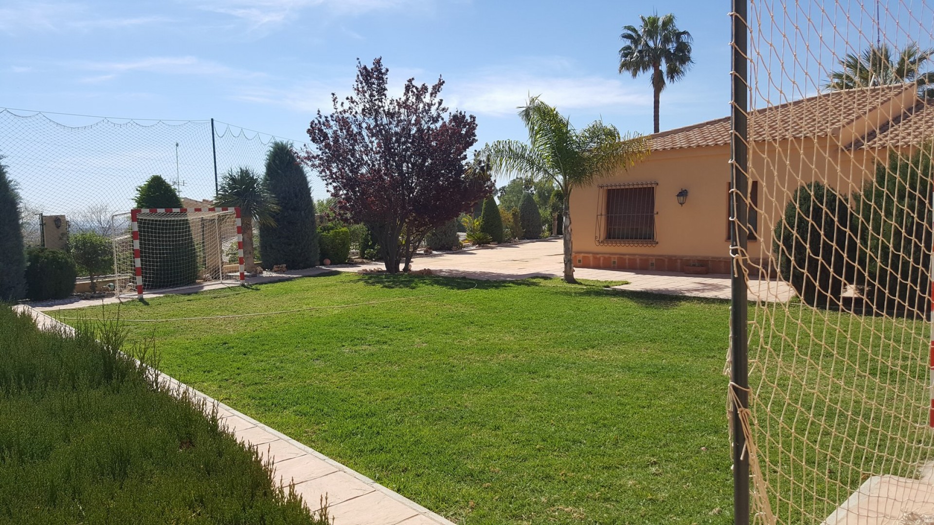 Herverkoop - Finca Landelijk pand -
Elche