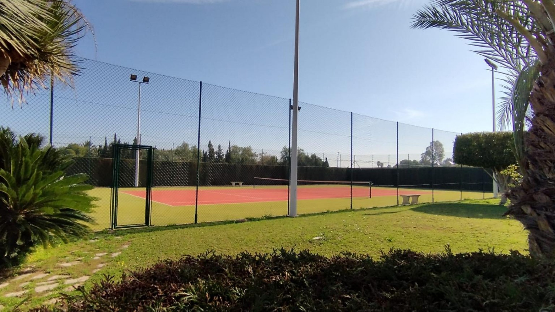 Herverkoop - Finca Landelijk pand -
Elche