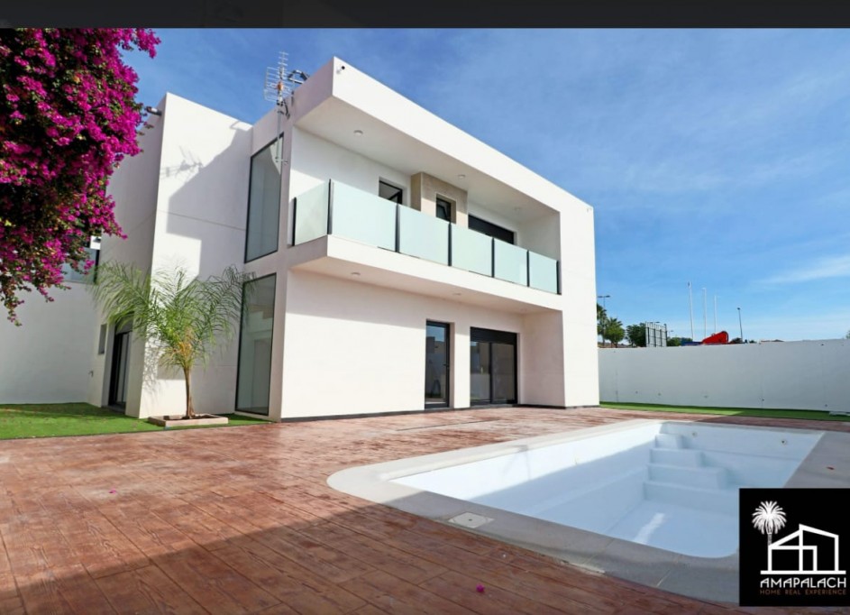 Herverkoop - Finca Landelijk pand -
Fortuna