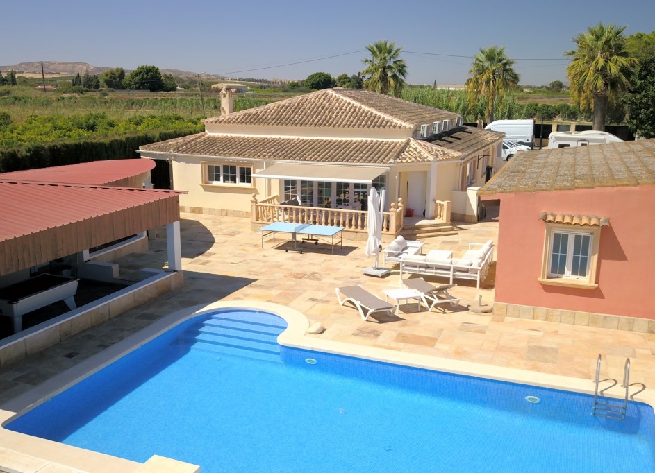 Herverkoop - Finca Landelijk pand -
Heredades - Heredades - Country