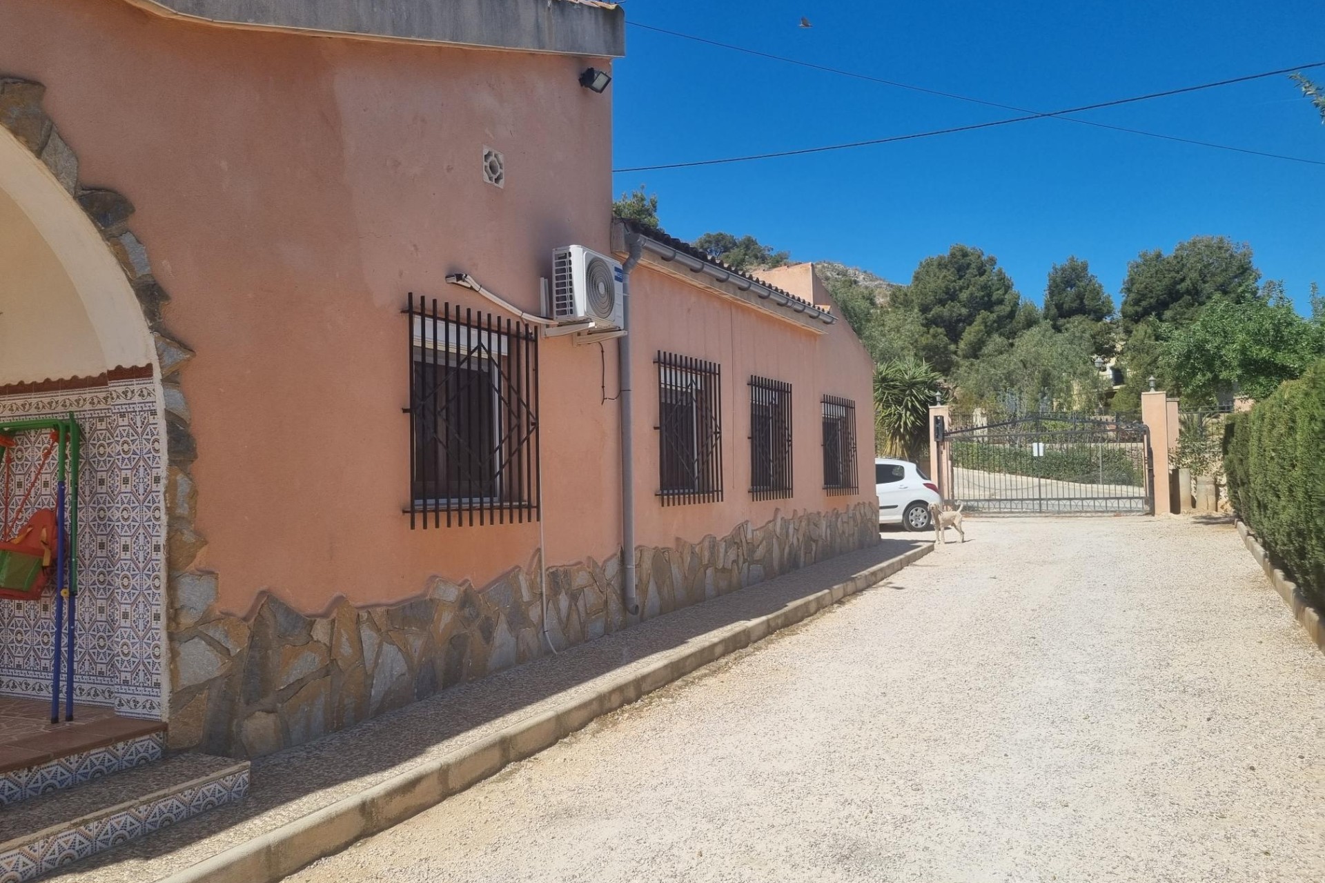 Herverkoop - Finca Landelijk pand -
Hondón de las Nieves