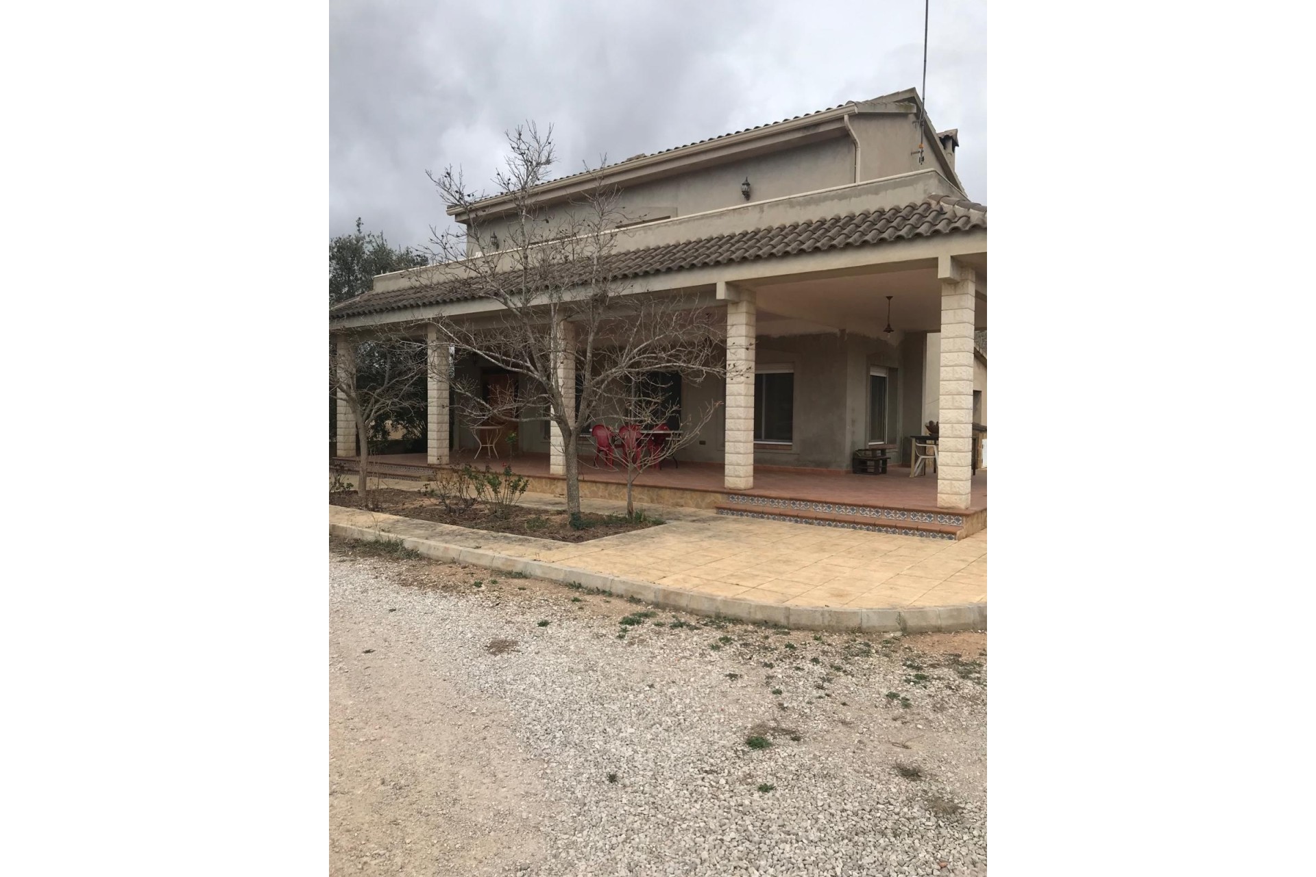 Herverkoop - Finca Landelijk pand -
Hondón de las Nieves