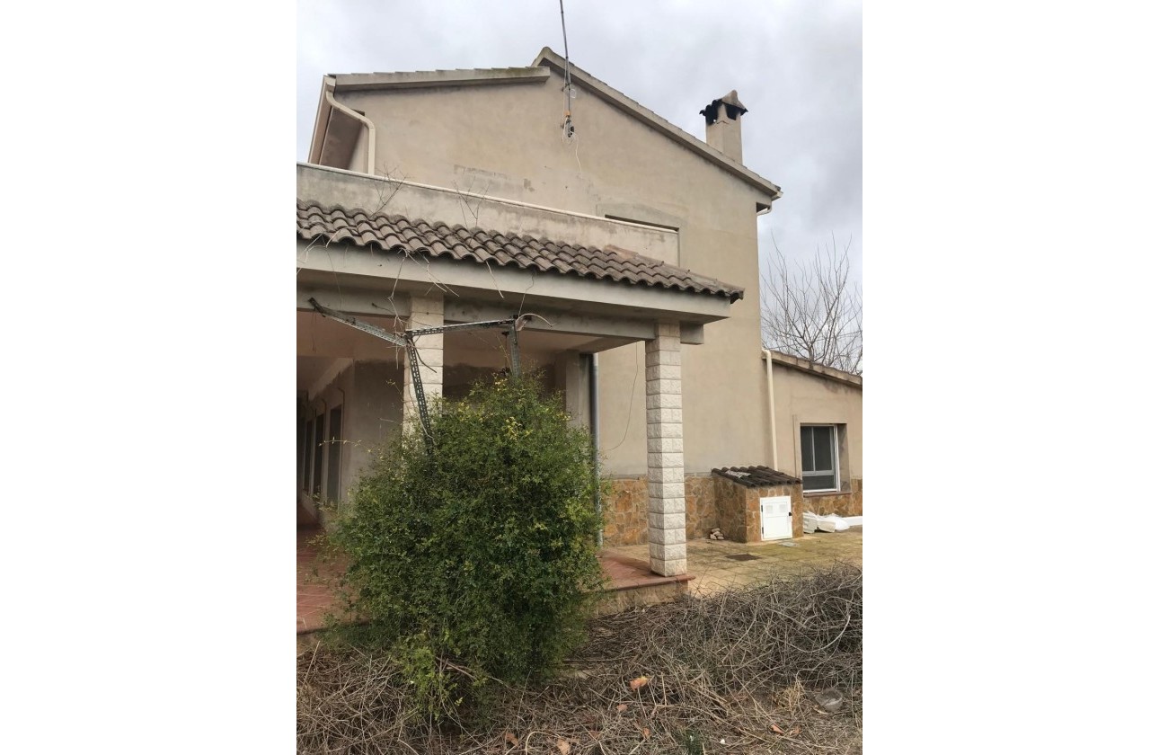 Herverkoop - Finca Landelijk pand -
Hondón de las Nieves