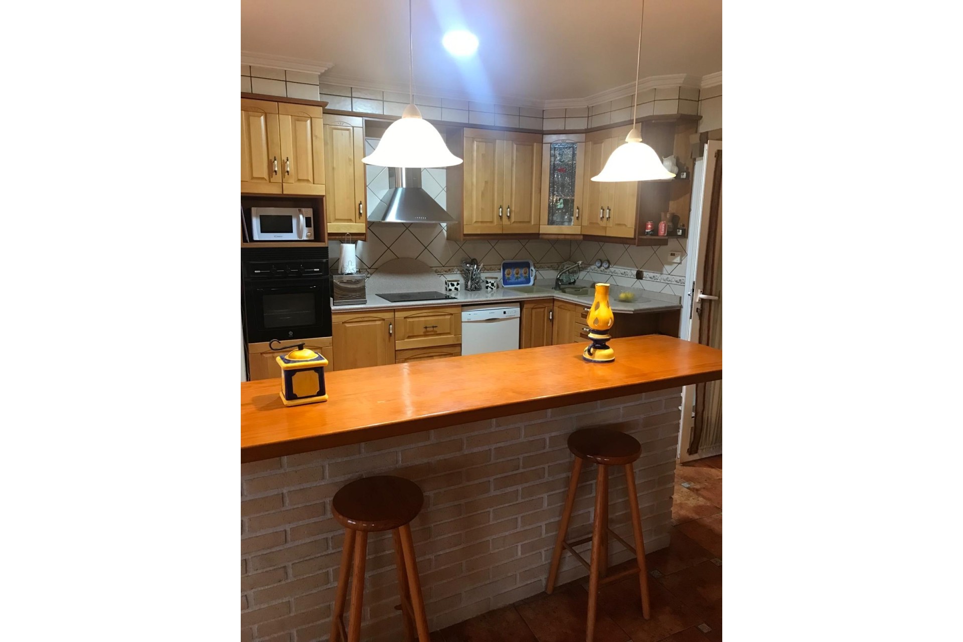 Herverkoop - Finca Landelijk pand -
Hondón de las Nieves