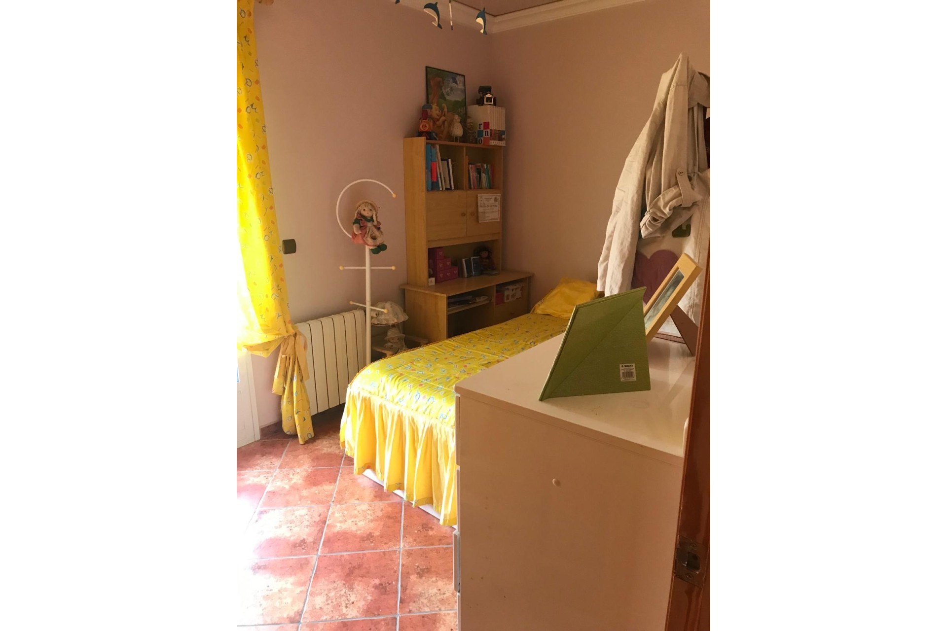 Herverkoop - Finca Landelijk pand -
Hondón de las Nieves