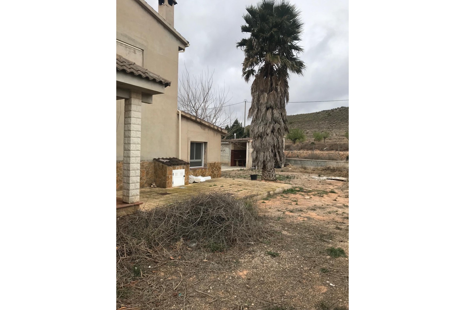 Herverkoop - Finca Landelijk pand -
Hondón de las Nieves