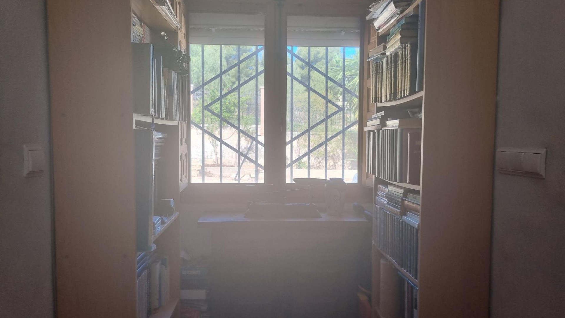 Herverkoop - Finca Landelijk pand -
Hondón de las Nieves