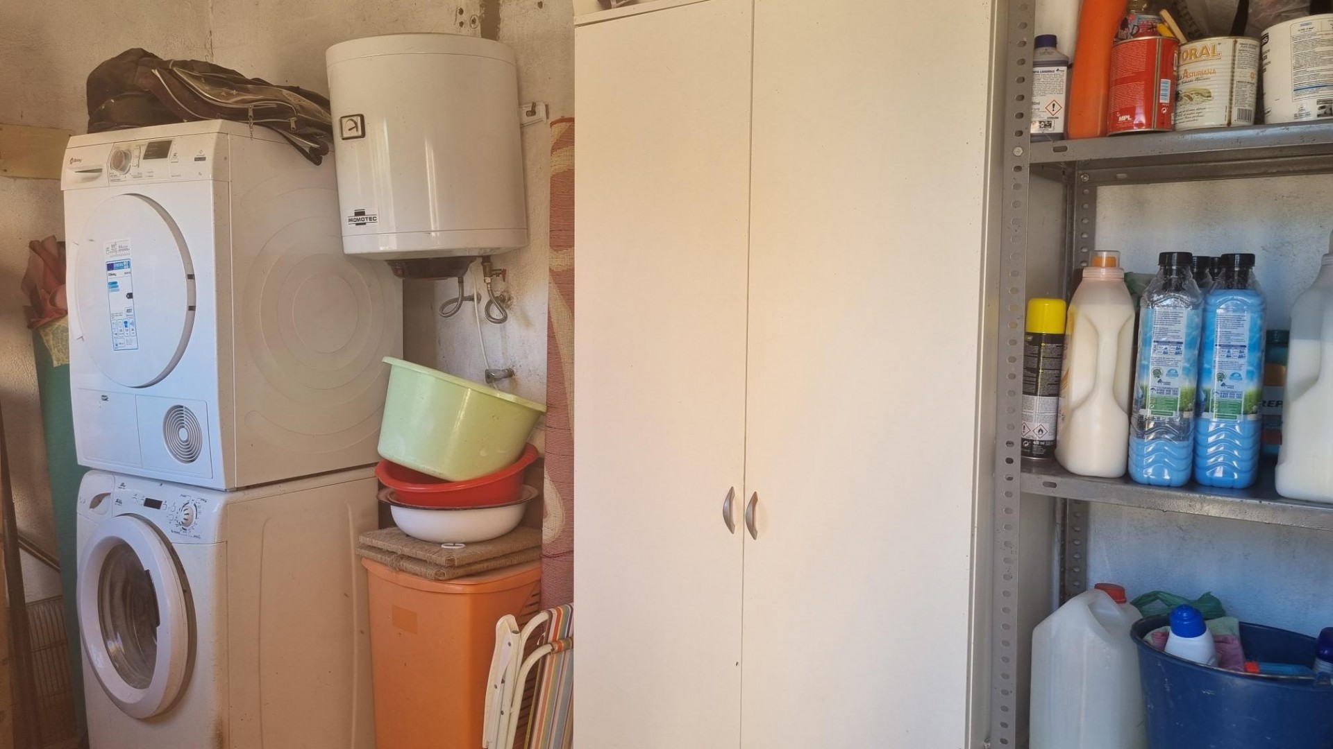 Herverkoop - Finca Landelijk pand -
Hondón de las Nieves