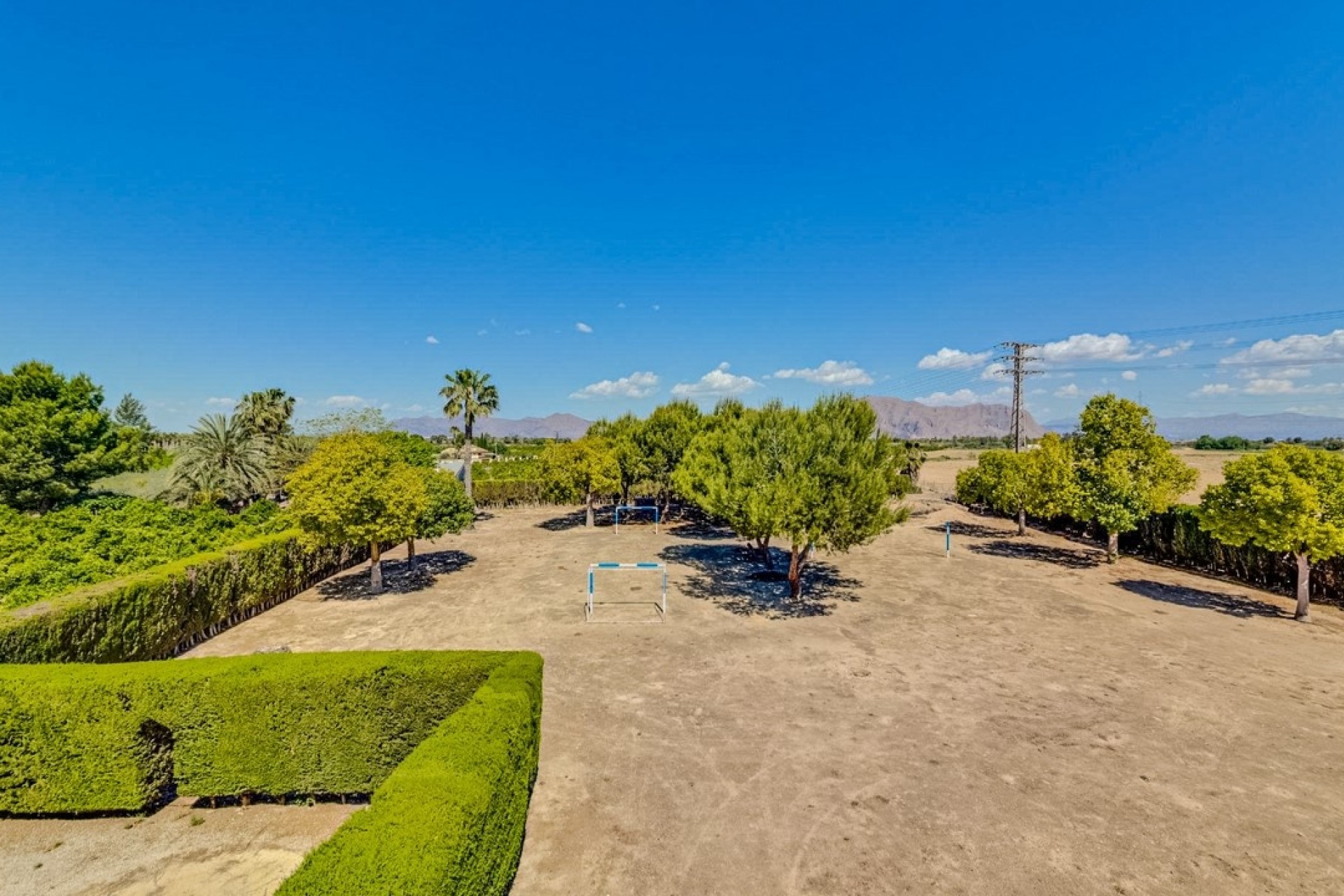 Herverkoop - Finca Landelijk pand -
Jacarilla