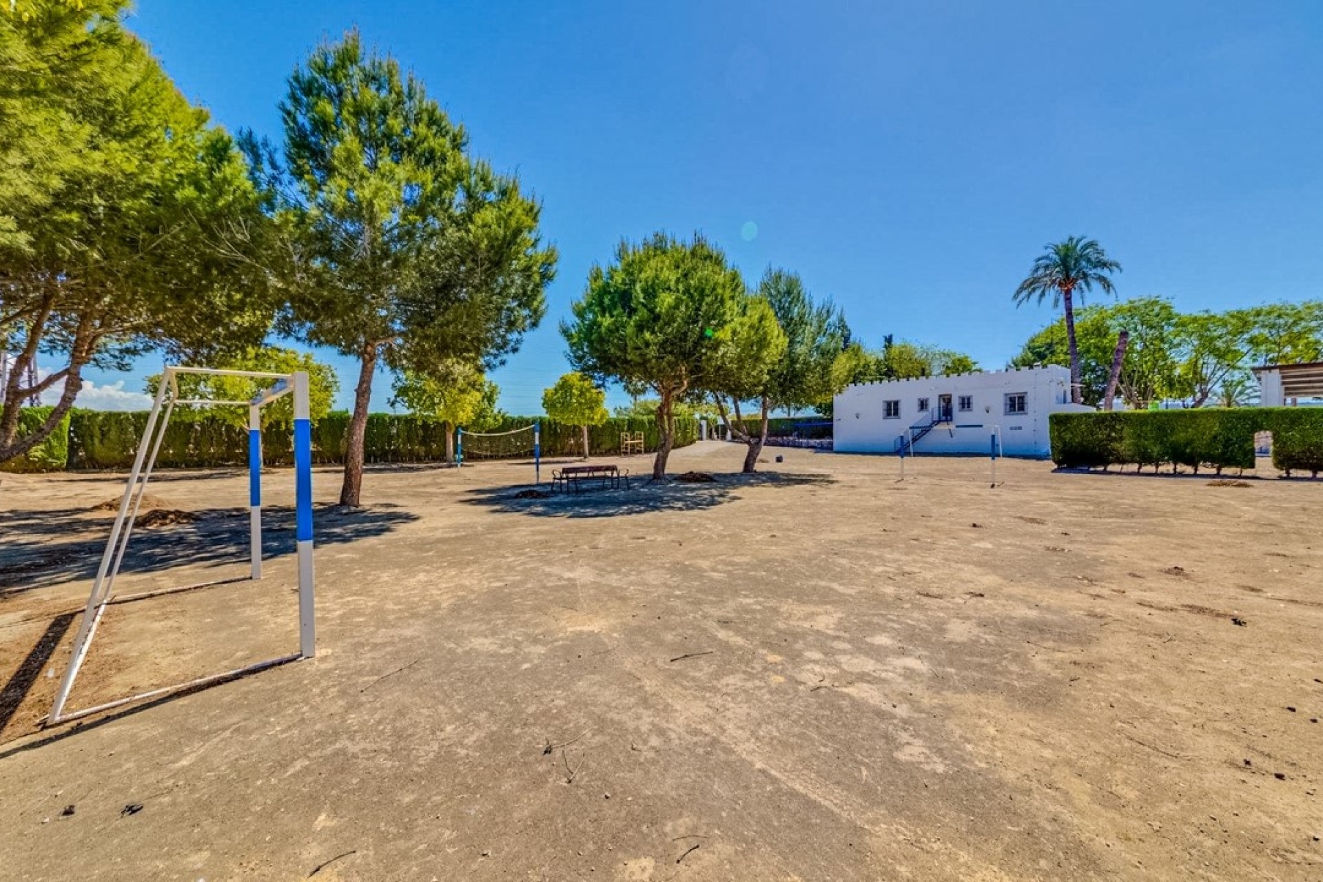 Herverkoop - Finca Landelijk pand -
Jacarilla