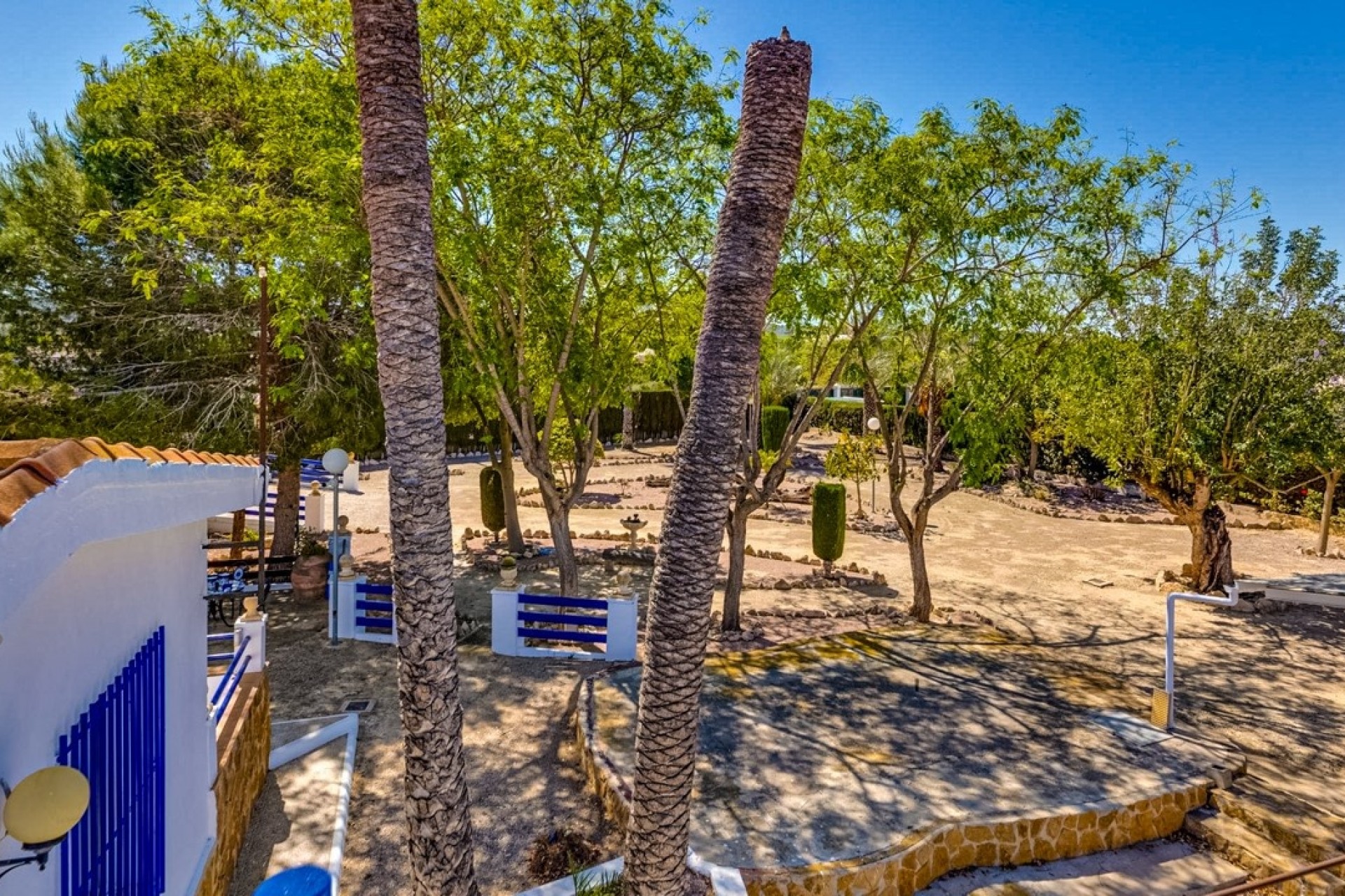 Herverkoop - Finca Landelijk pand -
Jacarilla