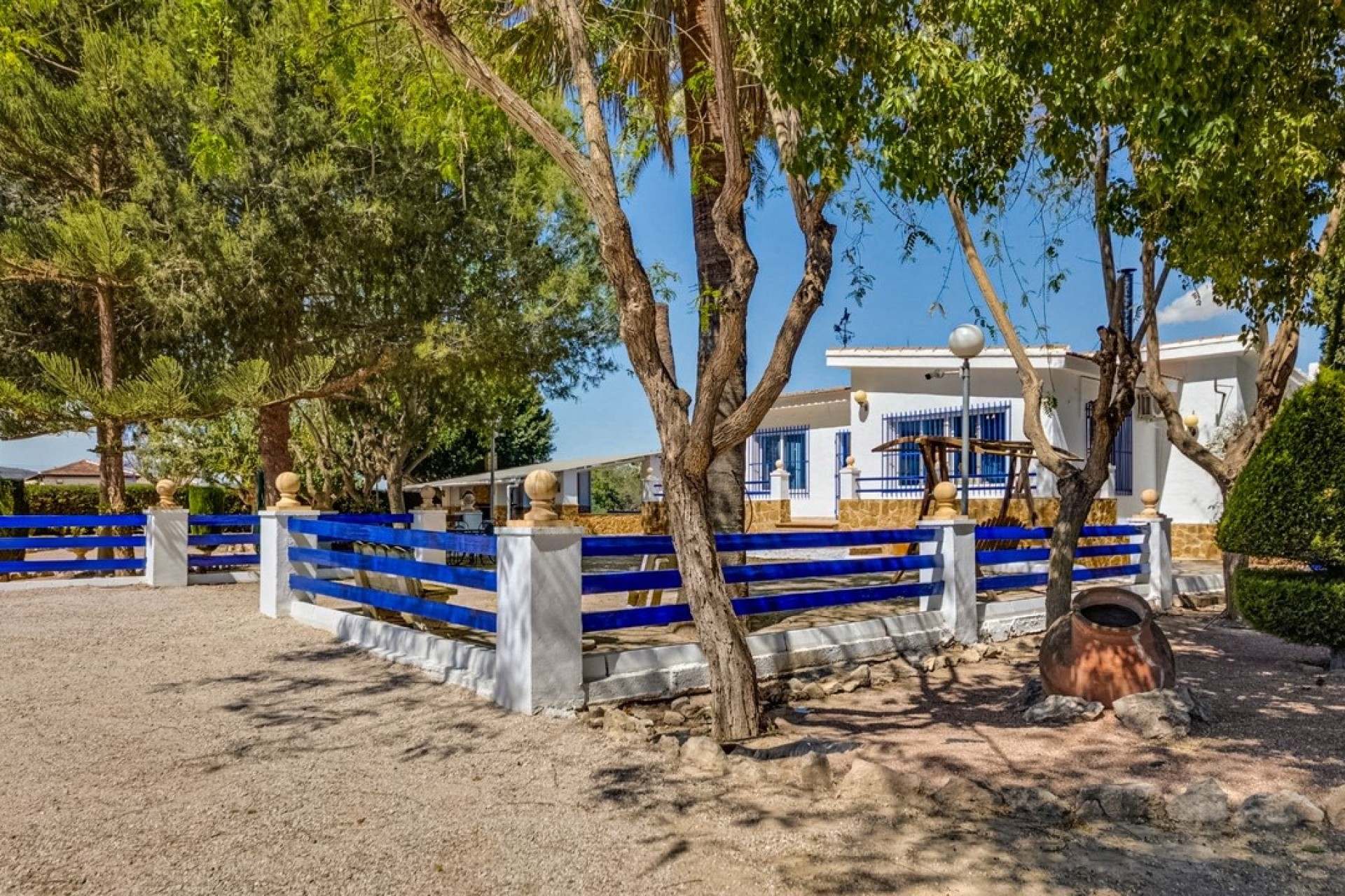 Herverkoop - Finca Landelijk pand -
Jacarilla