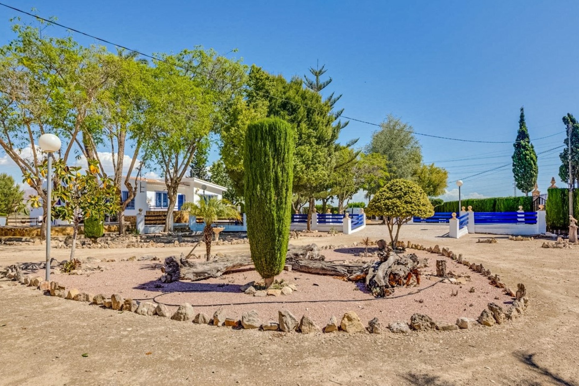 Herverkoop - Finca Landelijk pand -
Jacarilla