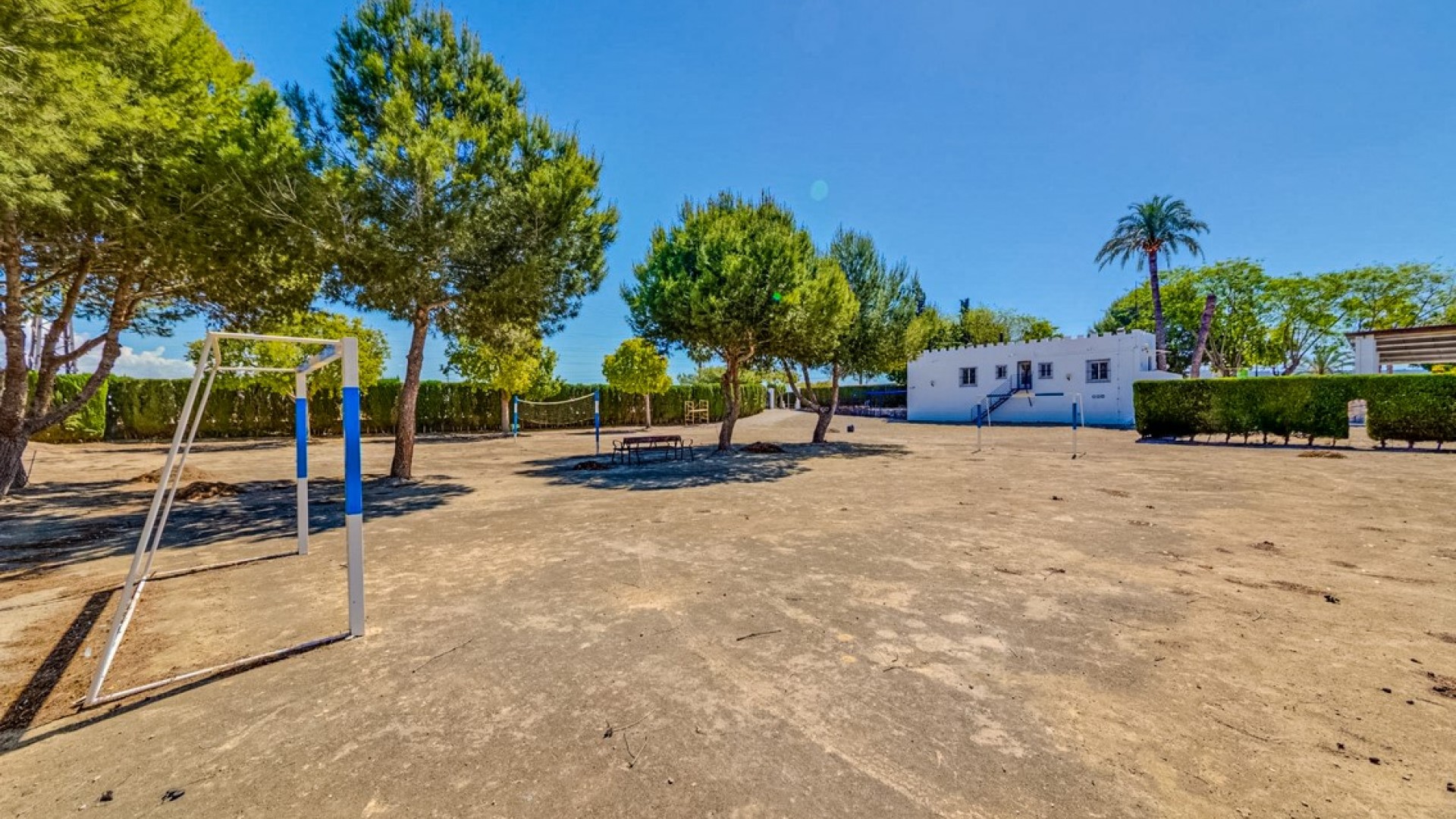 Herverkoop - Finca Landelijk pand -
Jacarilla