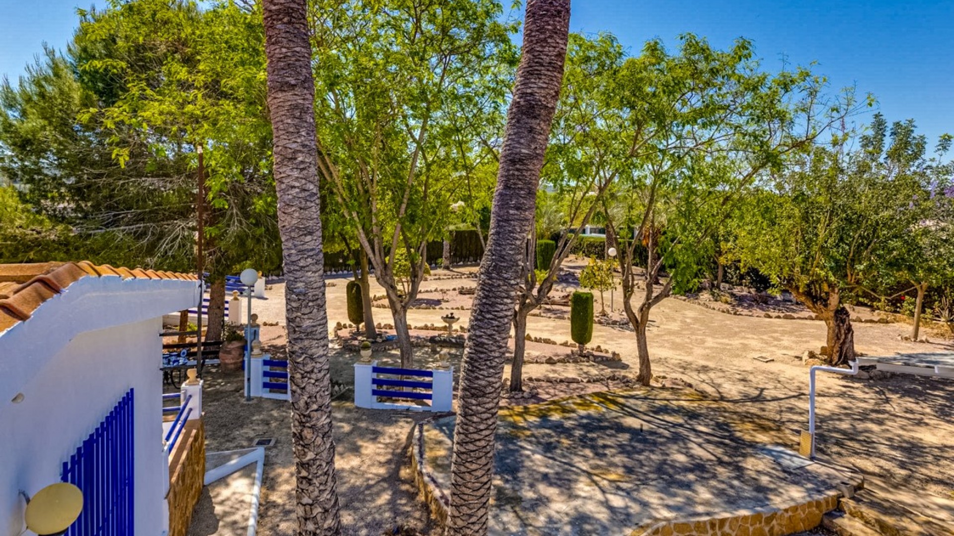 Herverkoop - Finca Landelijk pand -
Jacarilla