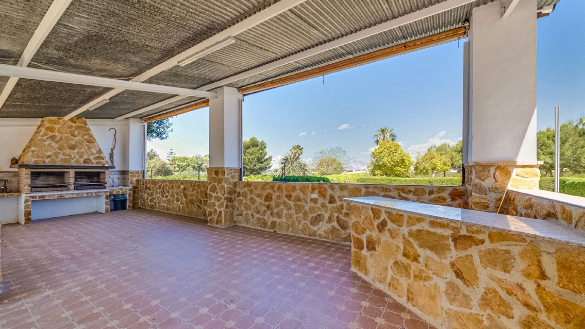 Herverkoop - Finca Landelijk pand -
Jacarilla