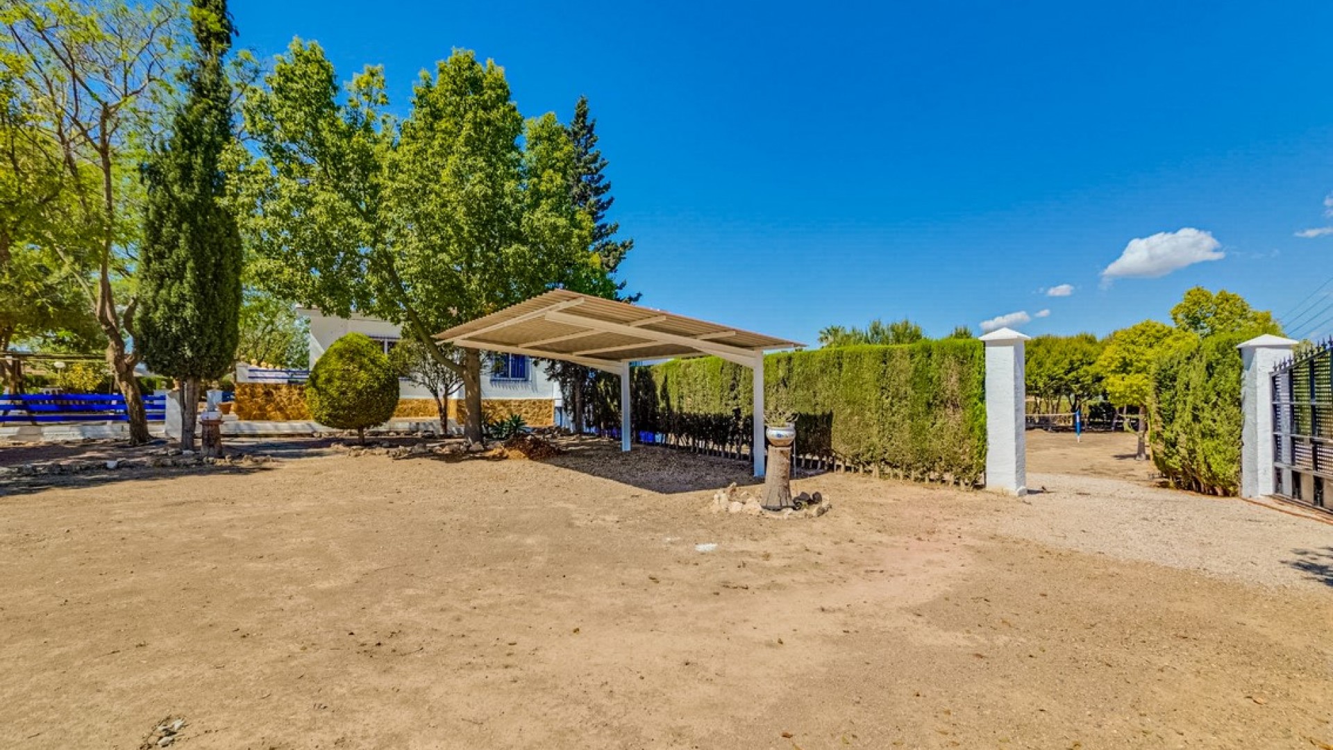 Herverkoop - Finca Landelijk pand -
Jacarilla