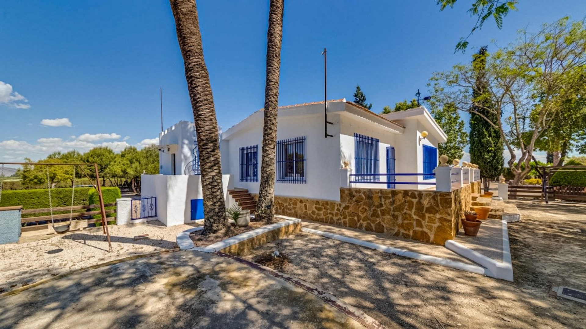 Herverkoop - Finca Landelijk pand -
Jacarilla