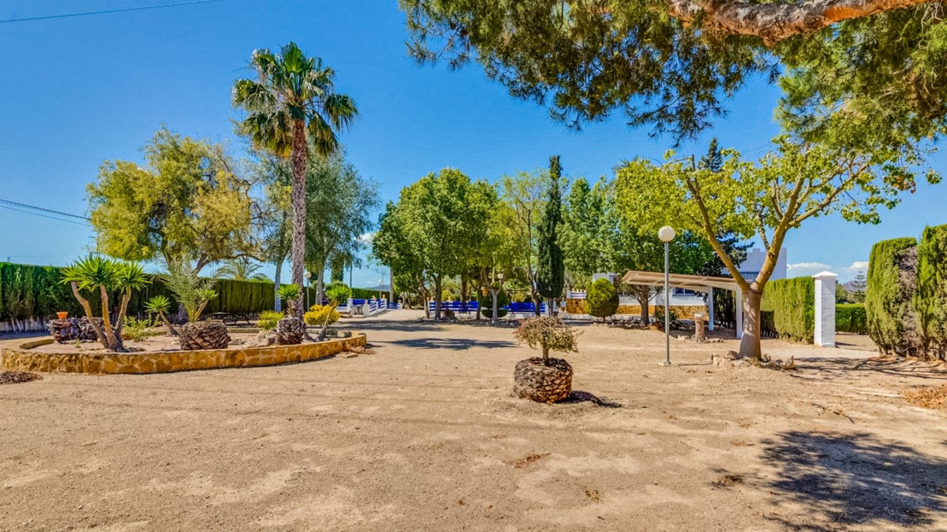 Herverkoop - Finca Landelijk pand -
Jacarilla