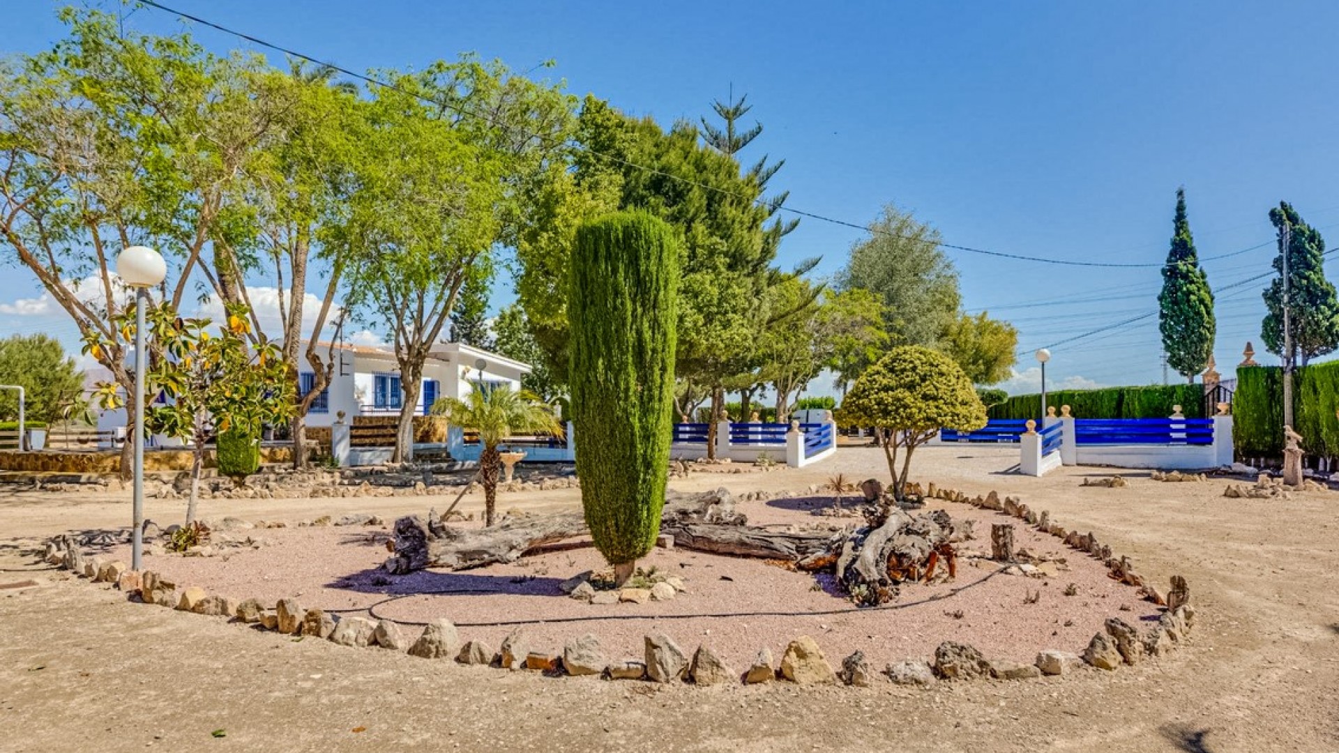 Herverkoop - Finca Landelijk pand -
Jacarilla