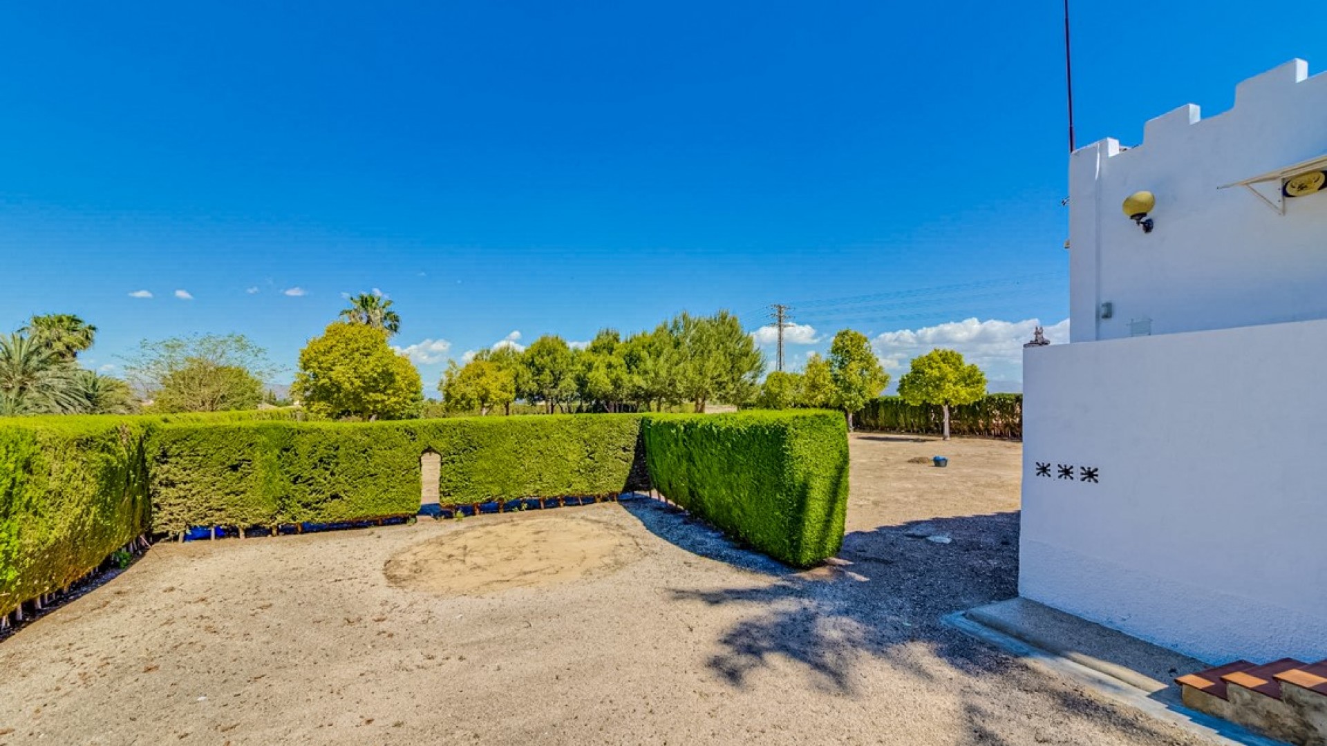 Herverkoop - Finca Landelijk pand -
Jacarilla