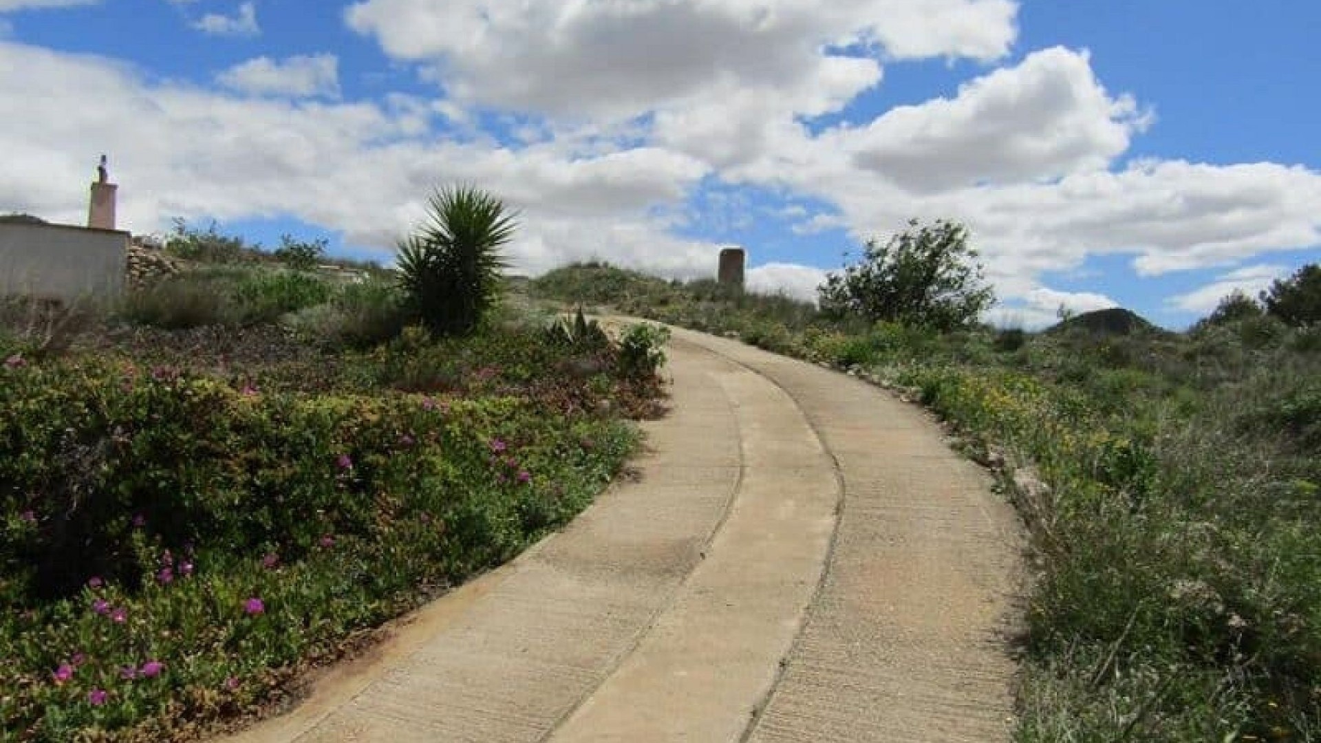 Herverkoop - Finca Landelijk pand -
La Romana