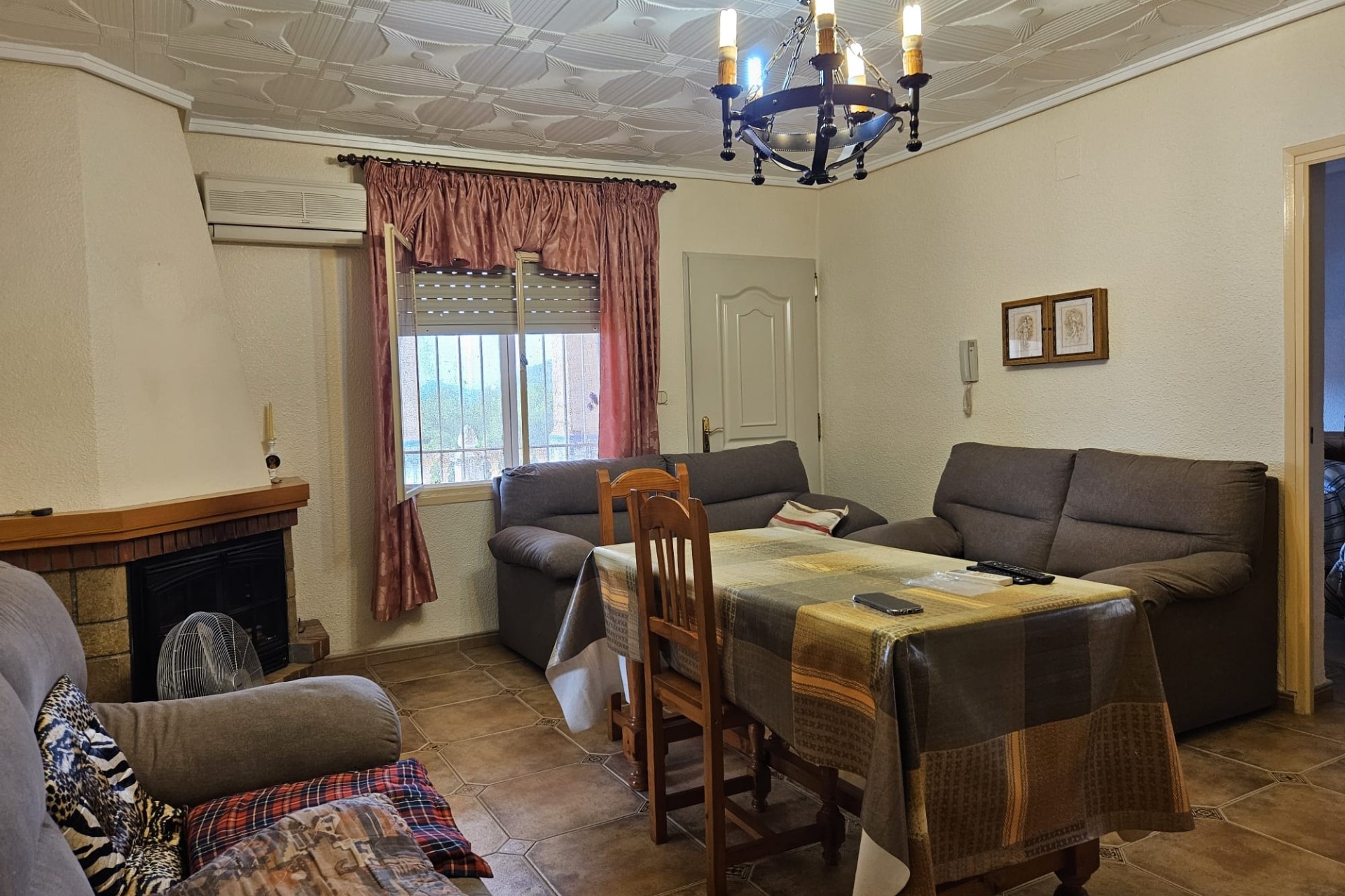 Herverkoop - Finca Landelijk pand -
La Romana