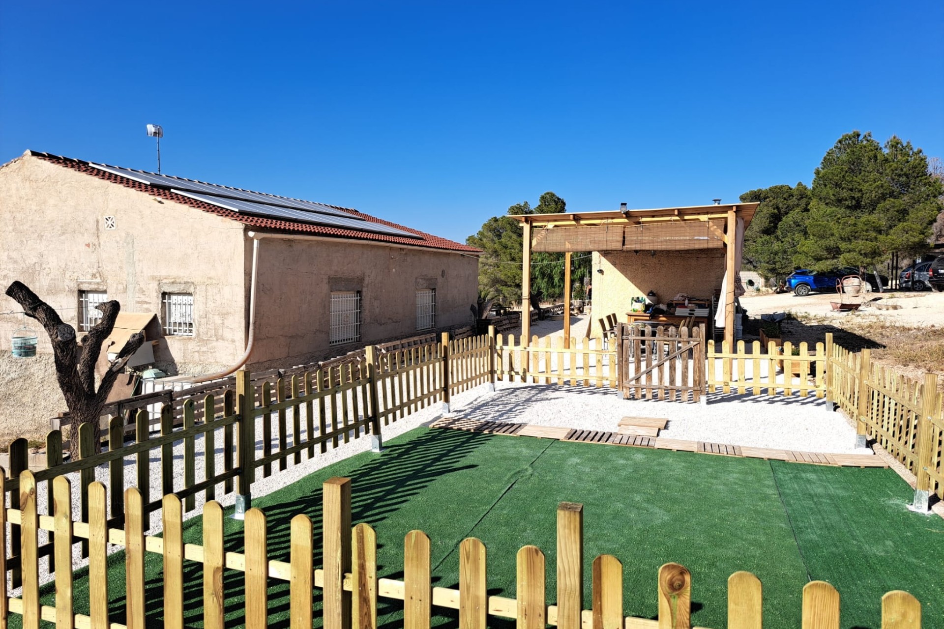 Herverkoop - Finca Landelijk pand -
La Romana