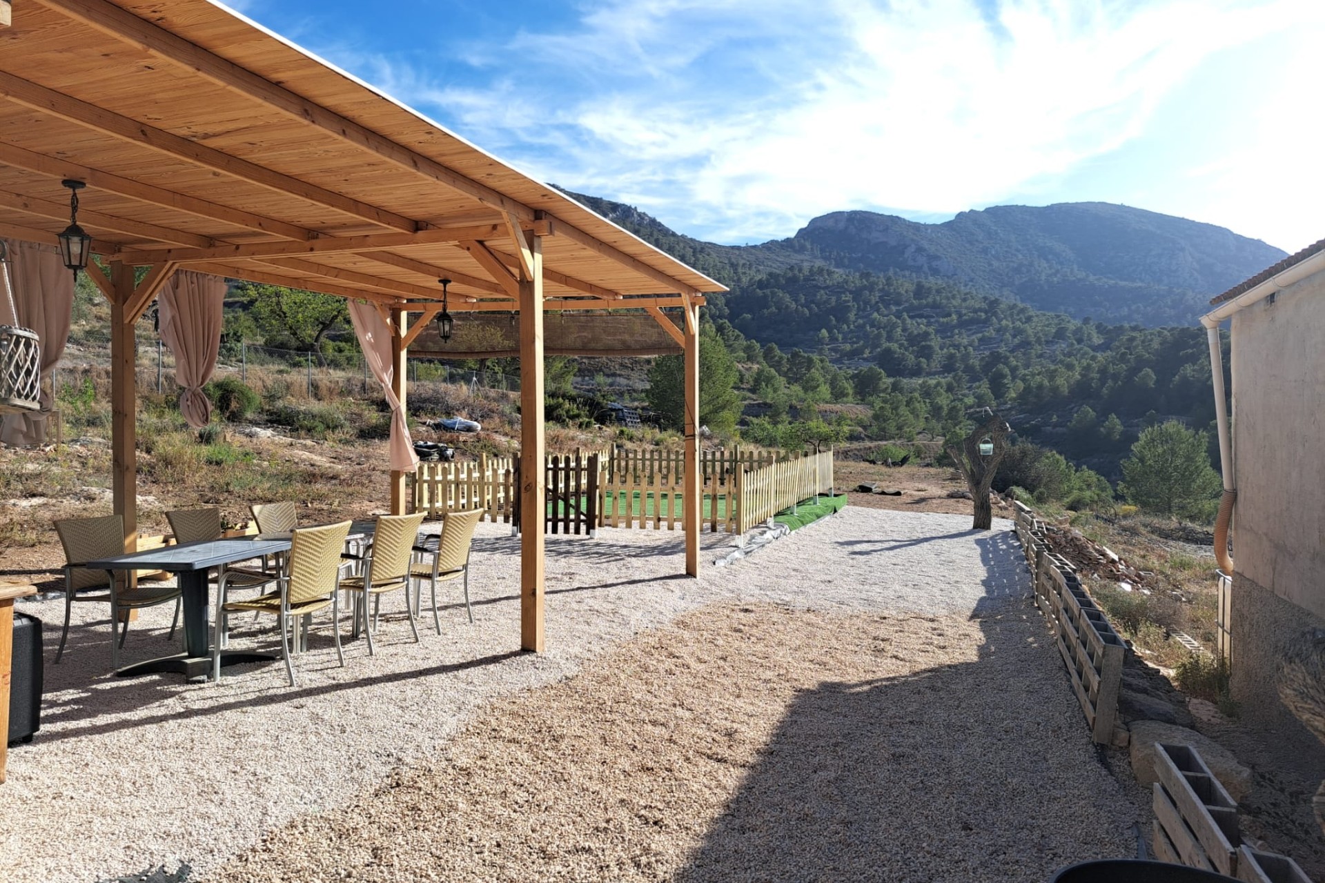 Herverkoop - Finca Landelijk pand -
La Romana