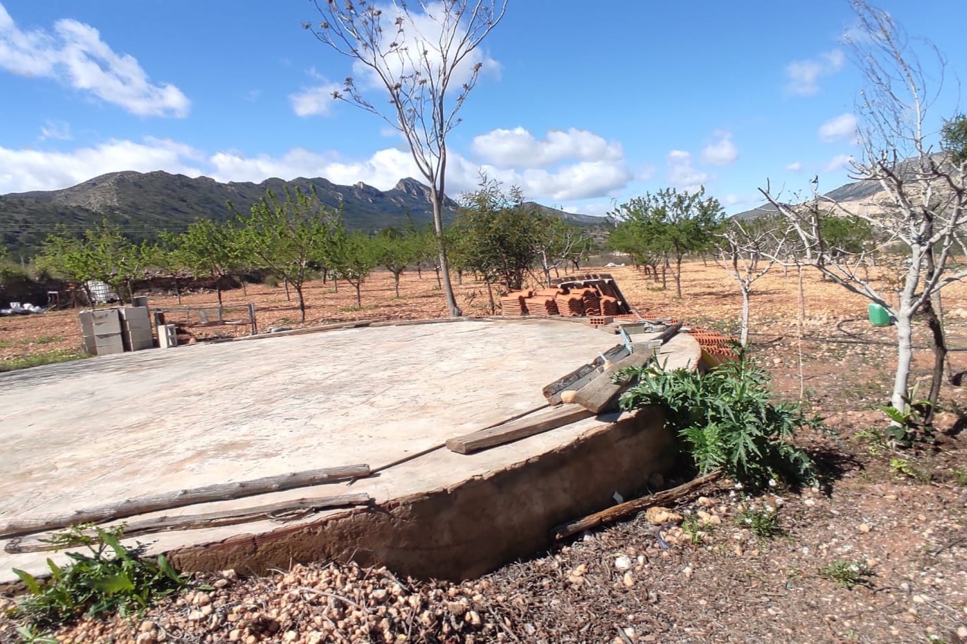 Herverkoop - Finca Landelijk pand -
La Romana