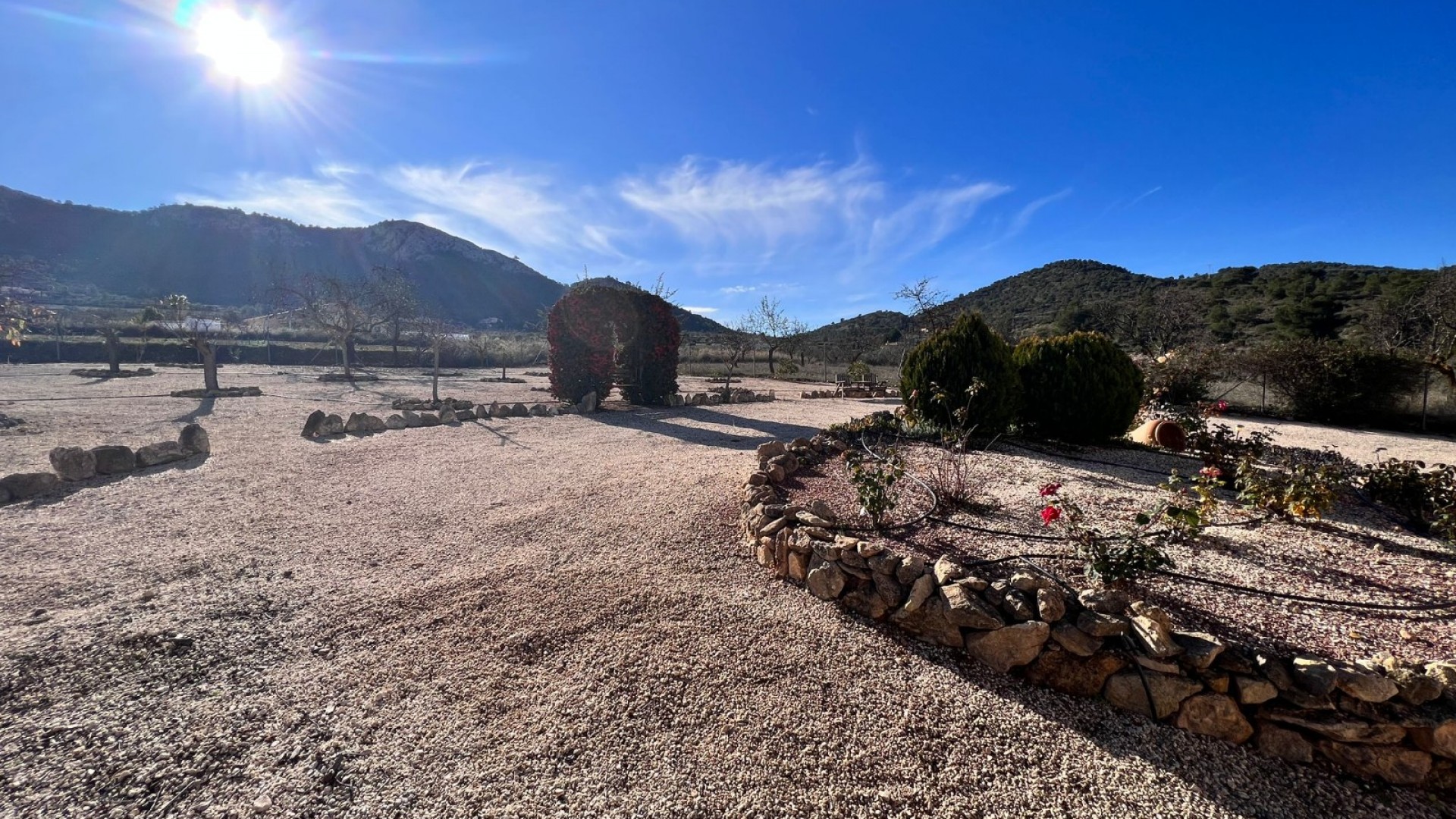 Herverkoop - Finca Landelijk pand -
La Zarza