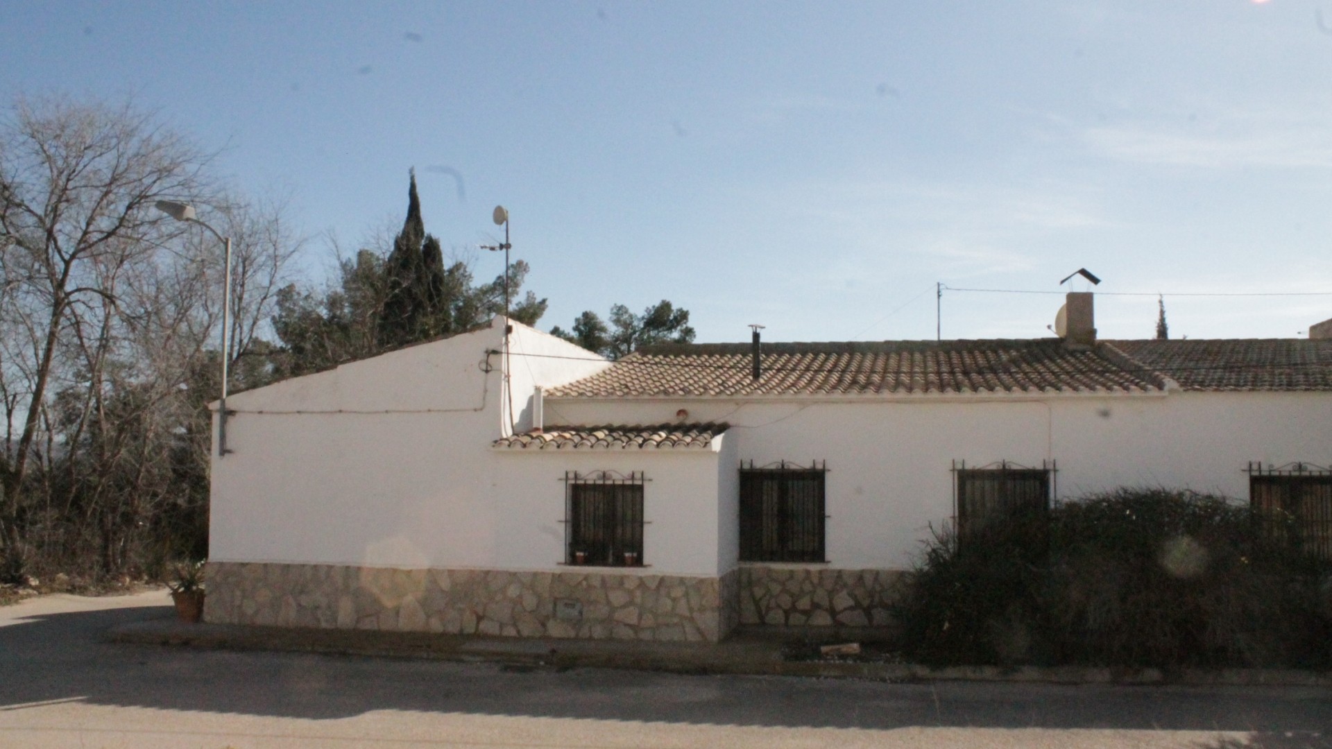 Herverkoop - Finca Landelijk pand -
Lel - Lel Alicante