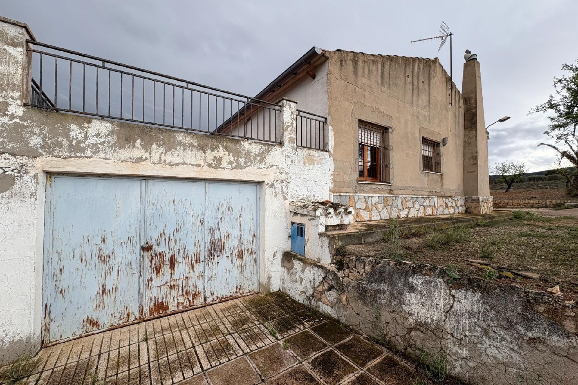 Herverkoop - Finca Landelijk pand -
Monóvar