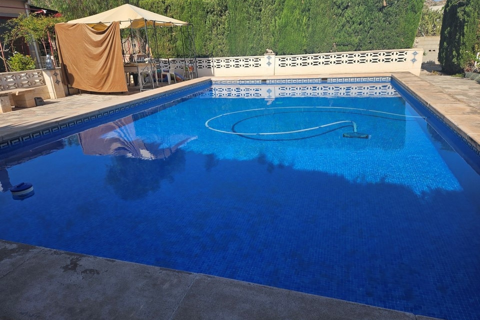 Herverkoop - Finca Landelijk pand -
Novelda