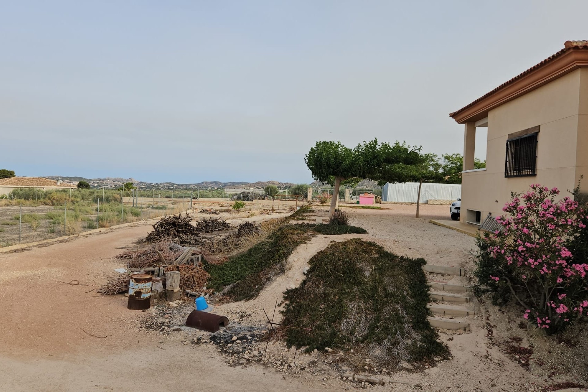 Herverkoop - Finca Landelijk pand -
Novelda