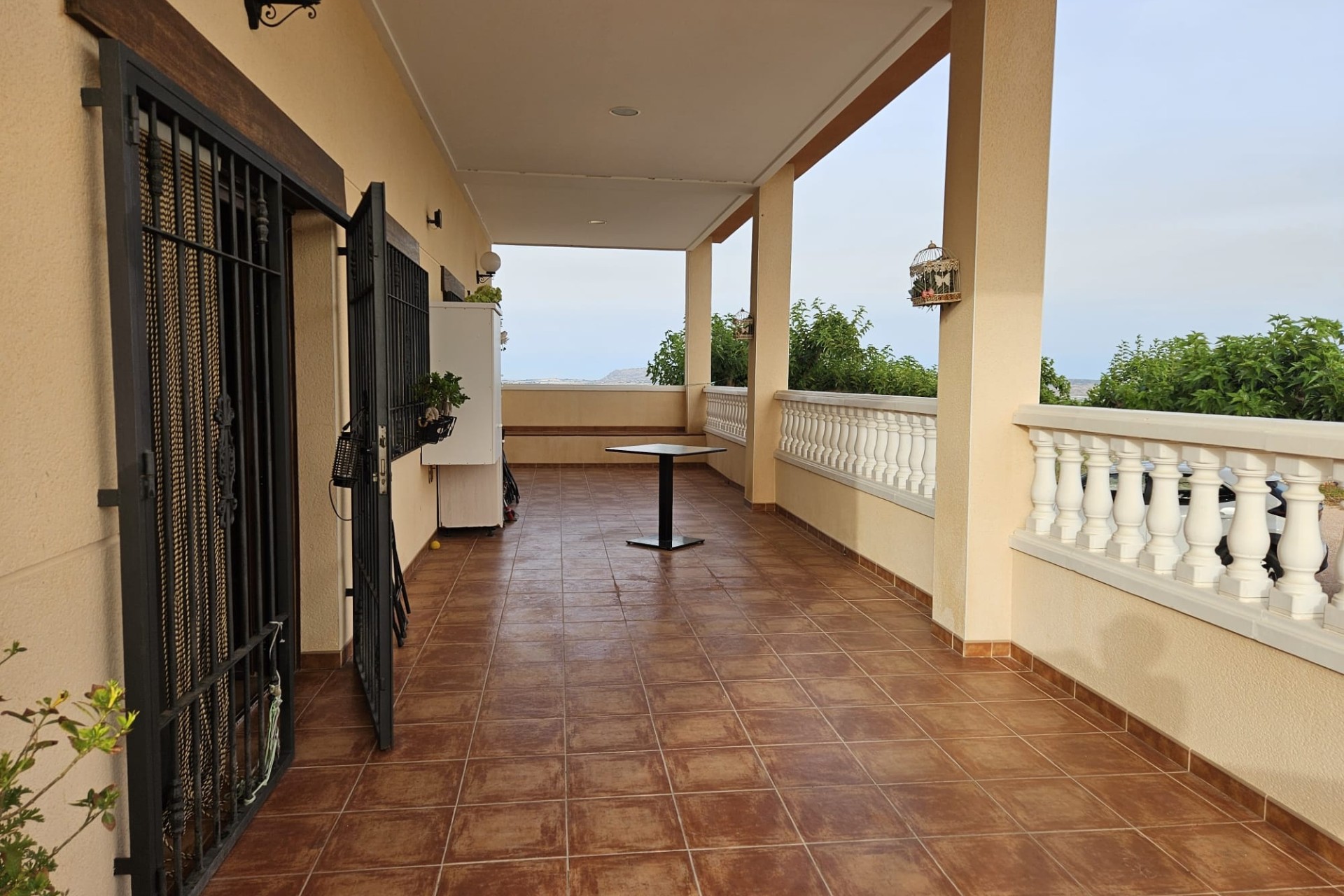 Herverkoop - Finca Landelijk pand -
Novelda